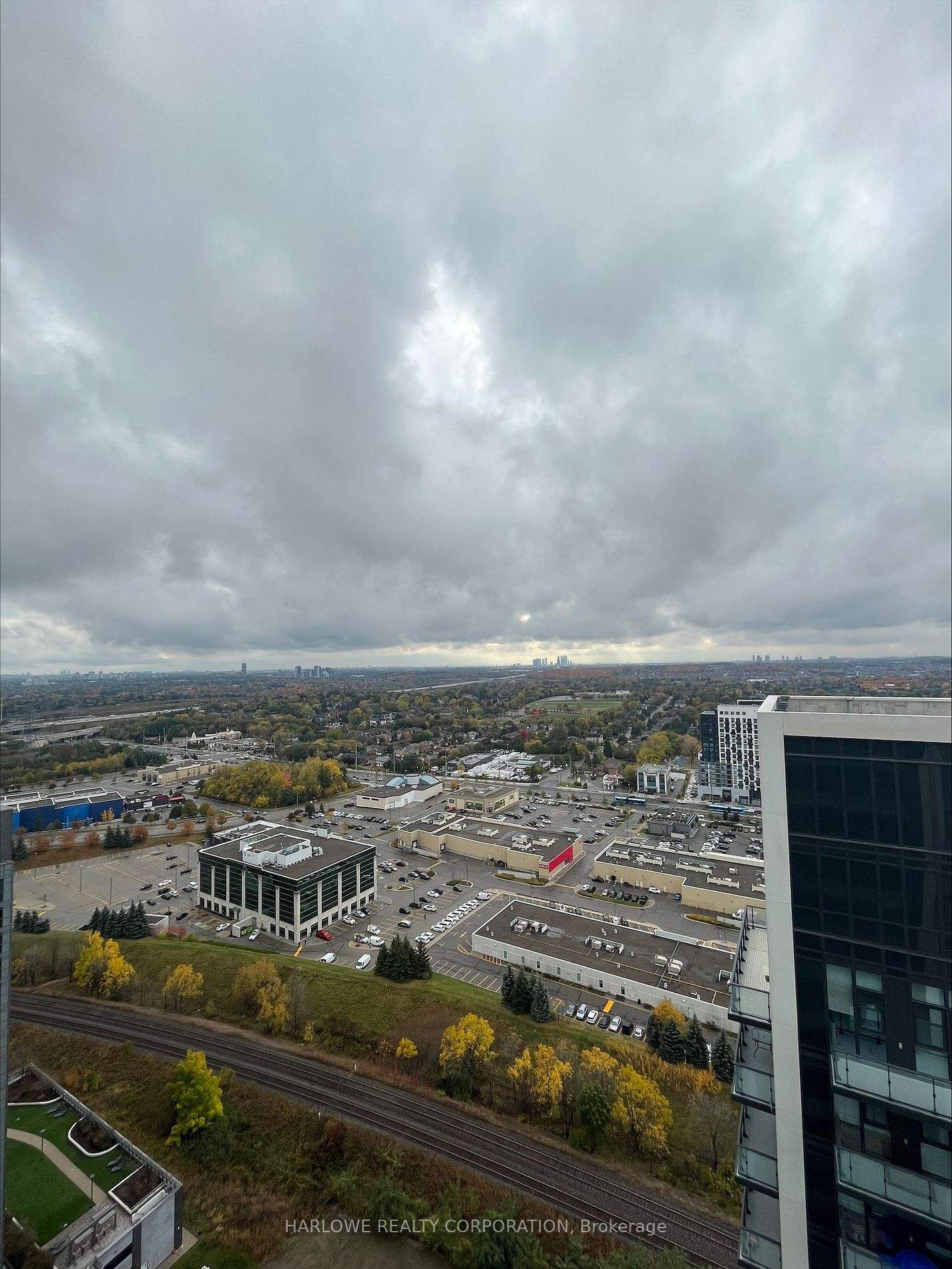 105 Oneida Cres, #2903