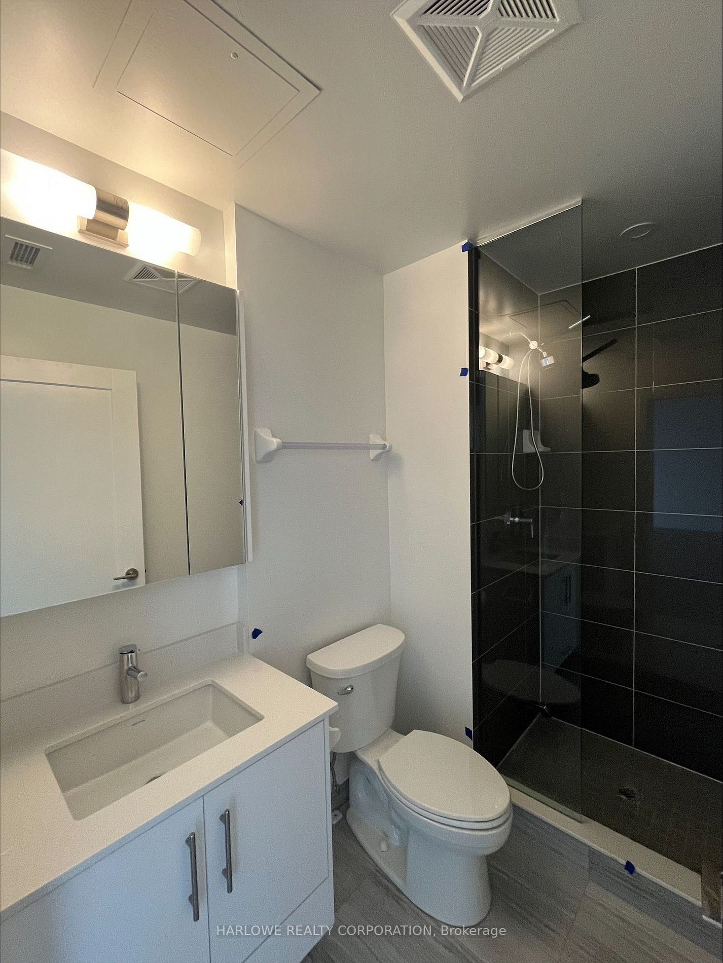 105 Oneida Cres, #2903