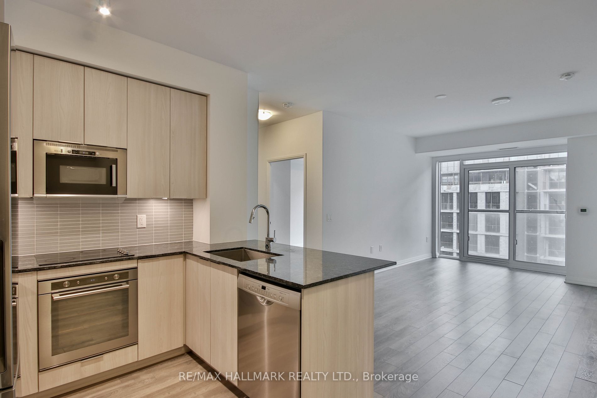 99 Eagle Rock Way, #730
