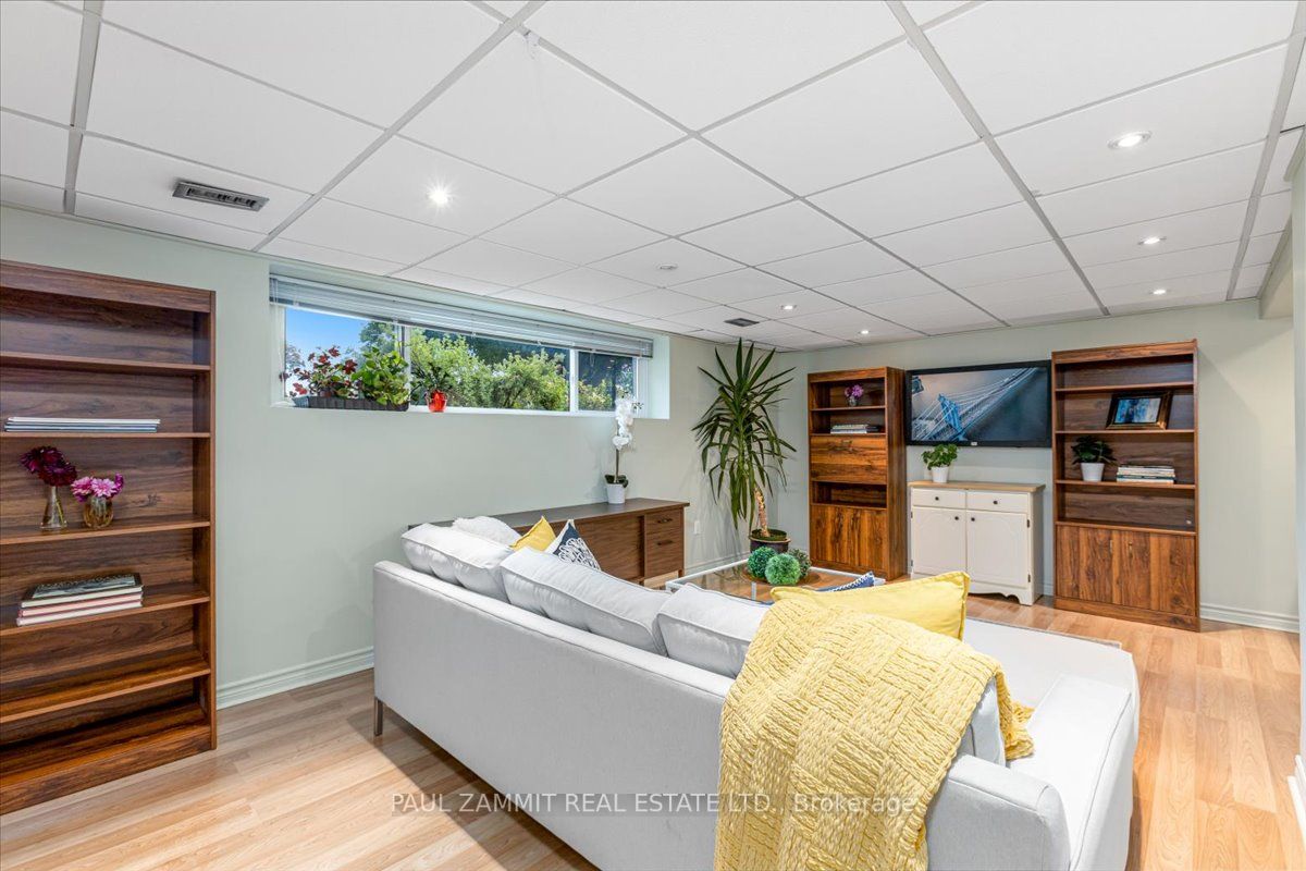 20 Fleance Drive