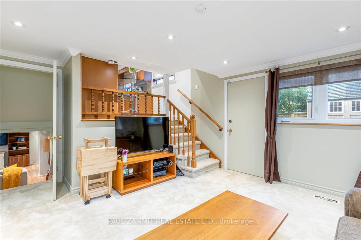 20 Fleance Drive