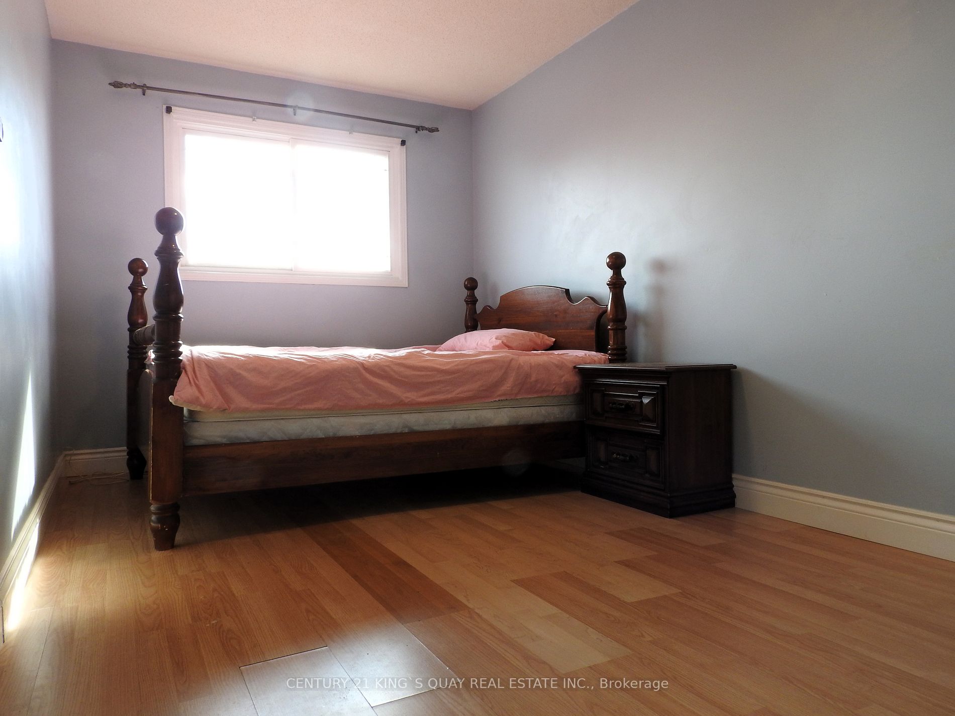 95 Britannia Ave