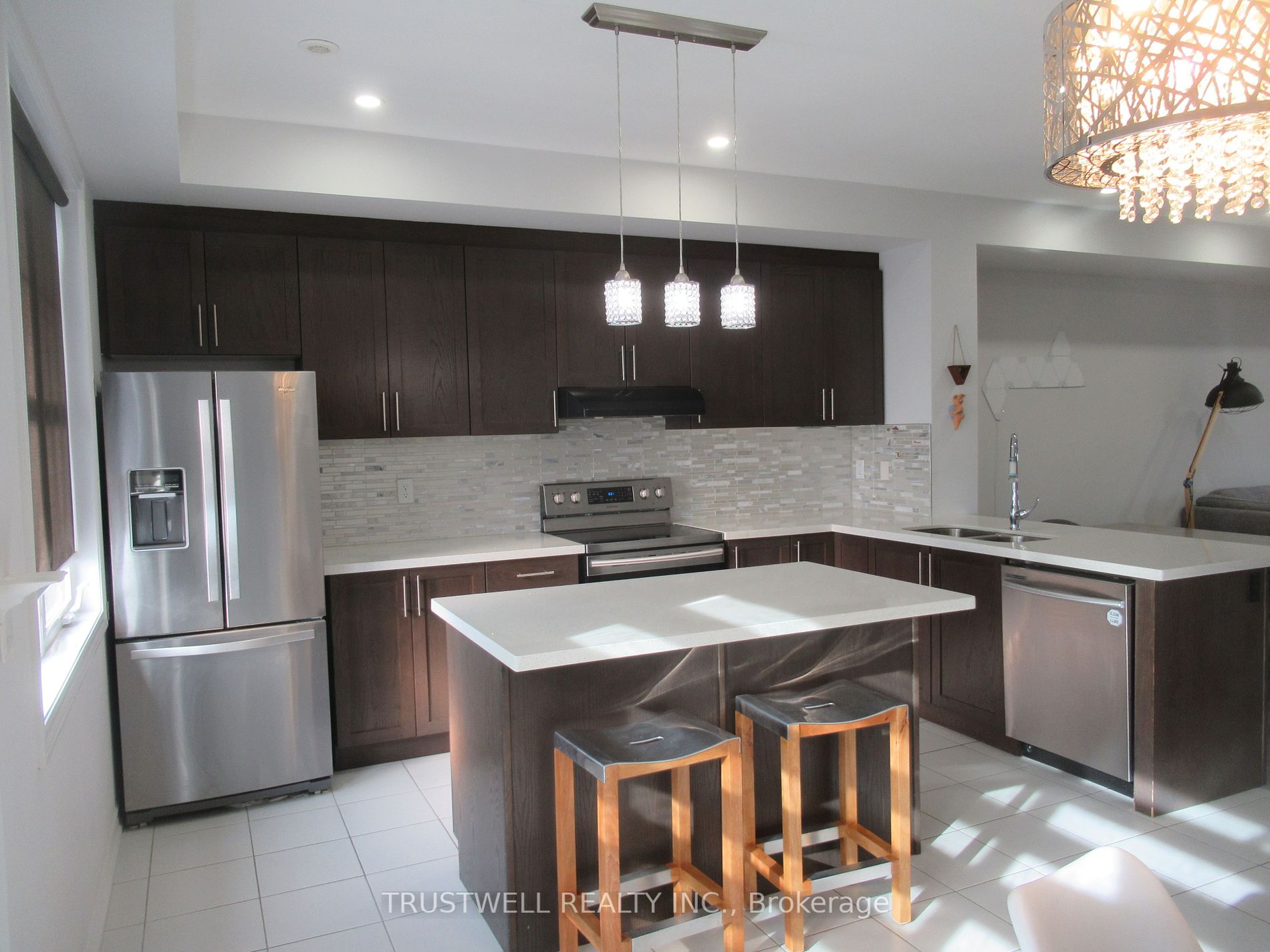 55 Ludwig Crt