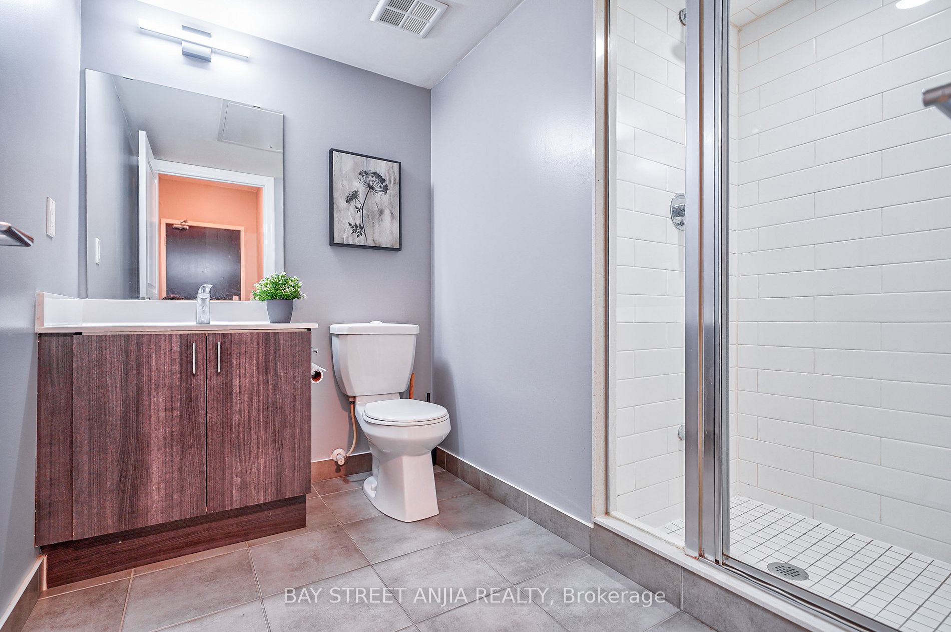 8110 Birchmount Road, #522