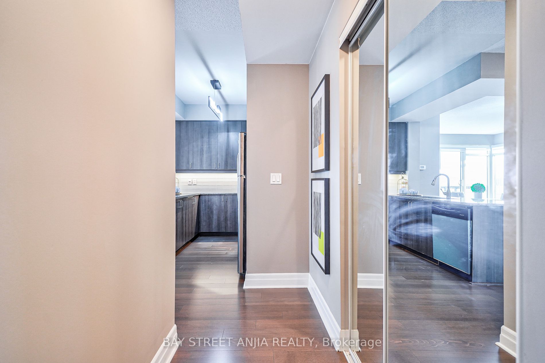 8110 Birchmount Road, #522