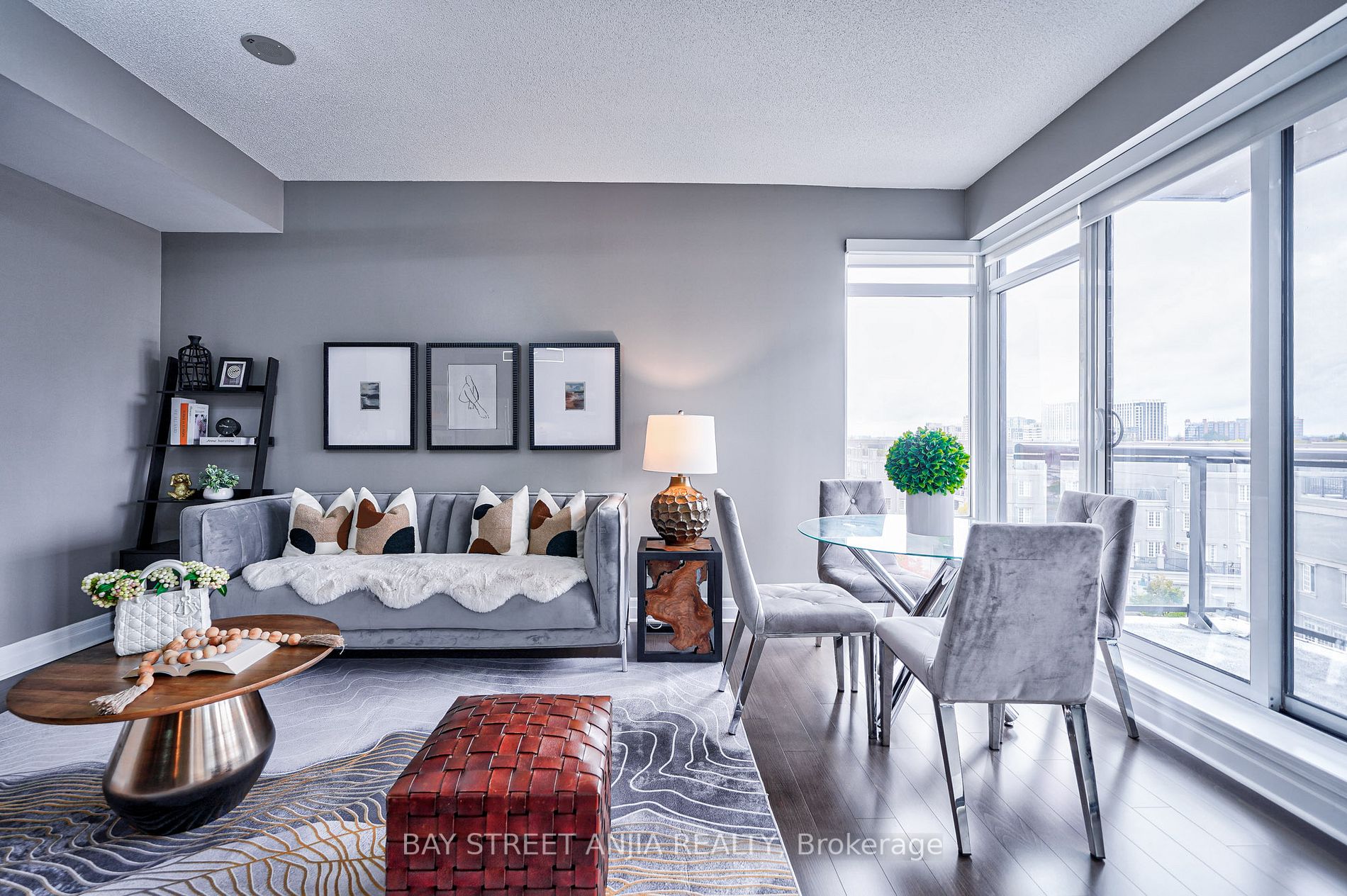 8110 Birchmount Road, #522