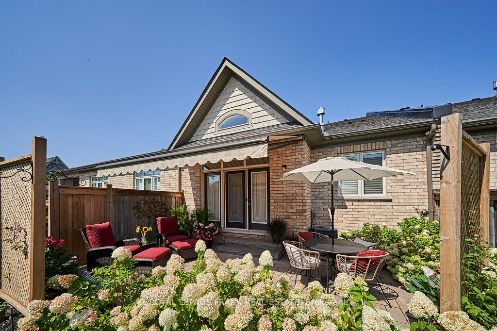 42 Bill Knowles St N, #42