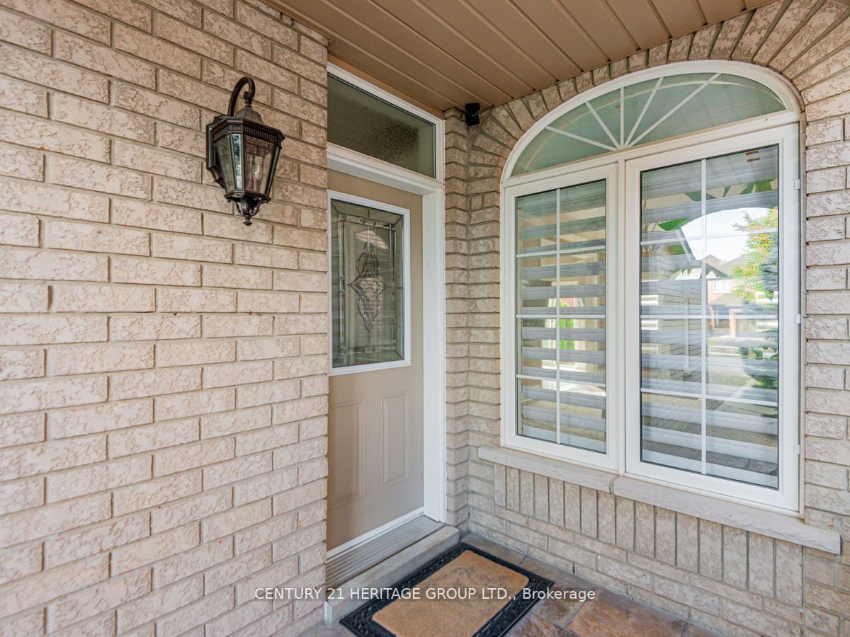 214 Sylwood Cres