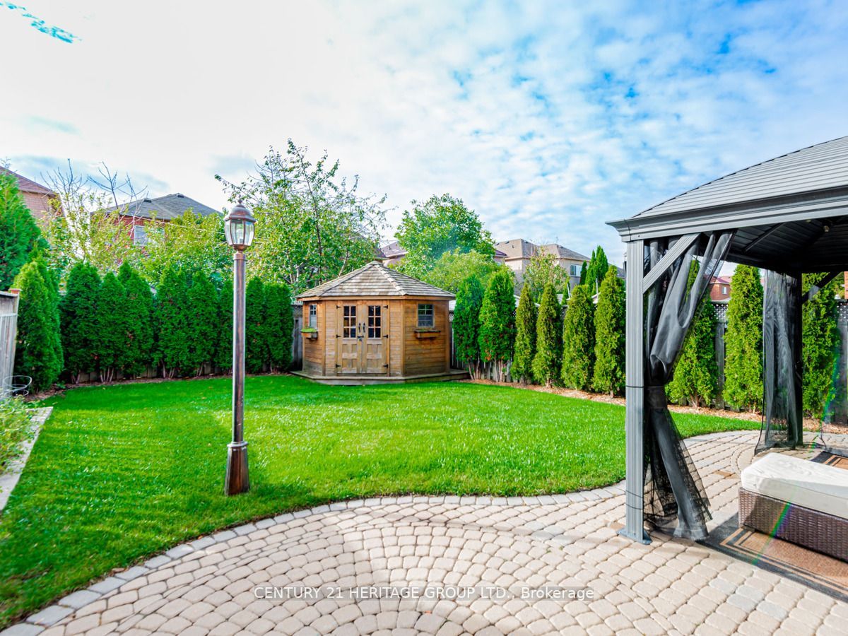 214 Sylwood Cres