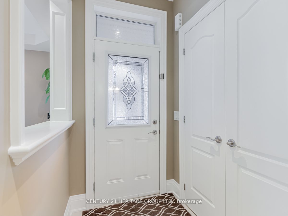 214 Sylwood Cres