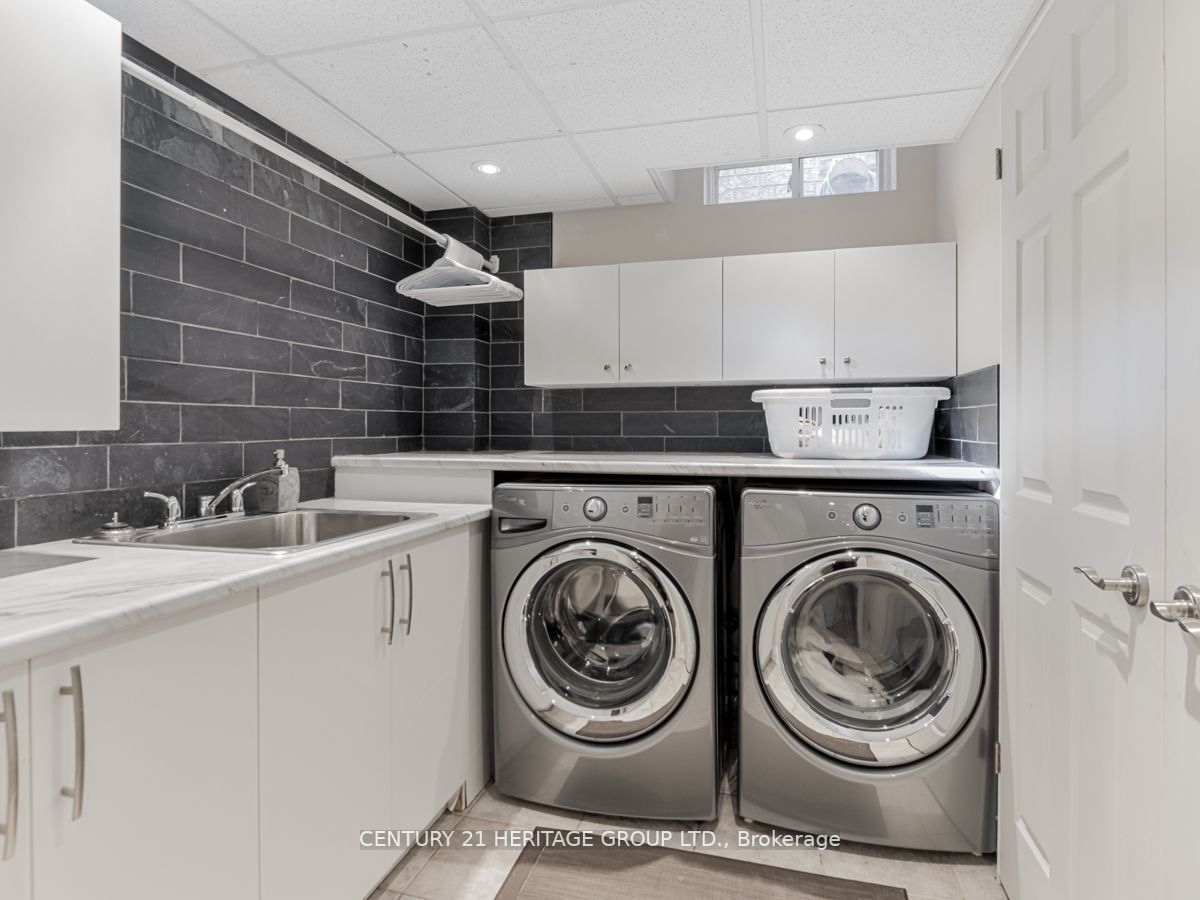 214 Sylwood Cres