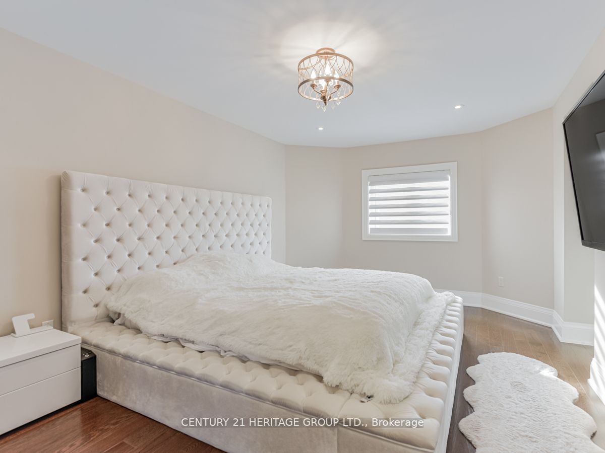 214 Sylwood Cres