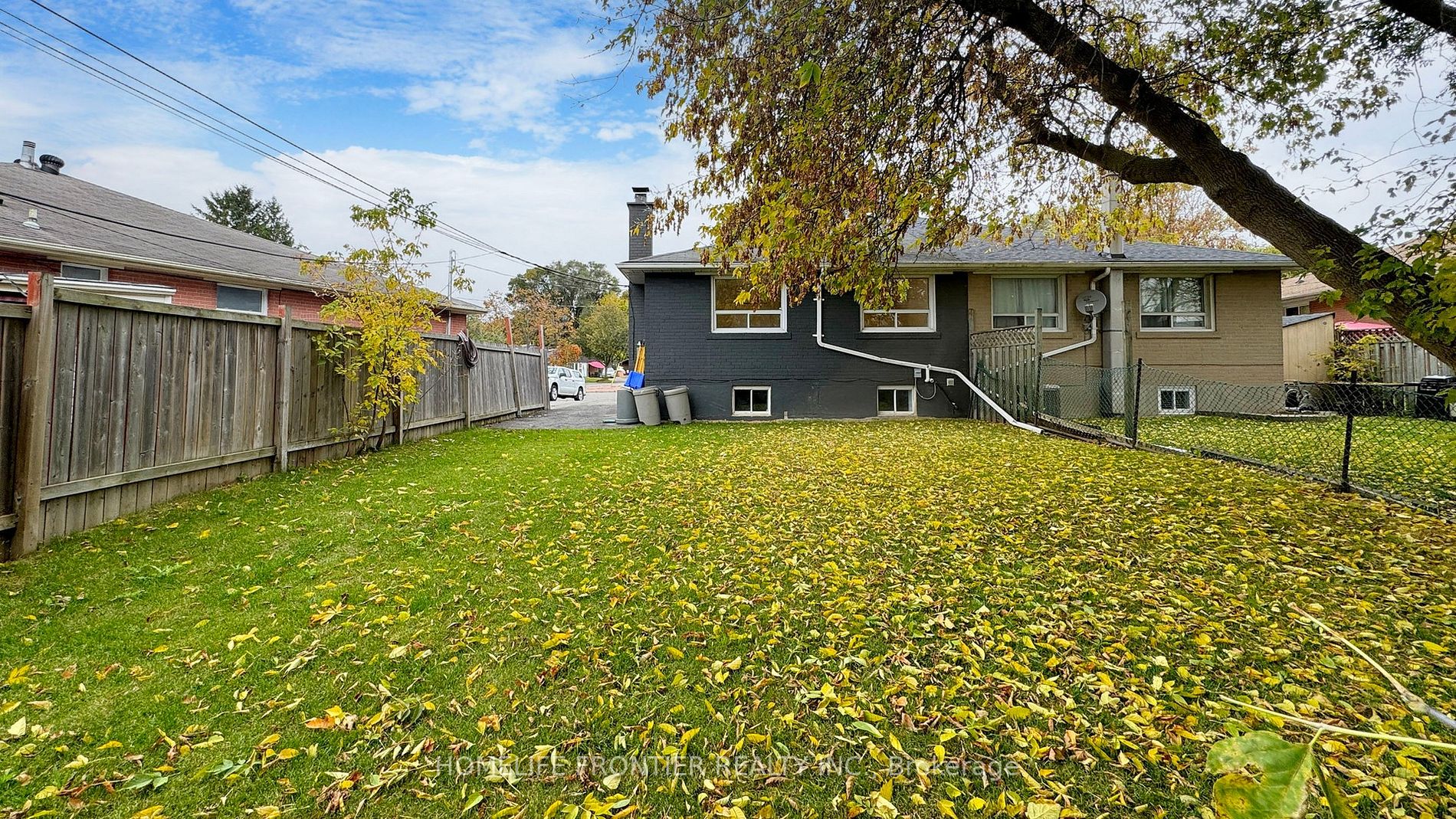 140 Maurice Crt