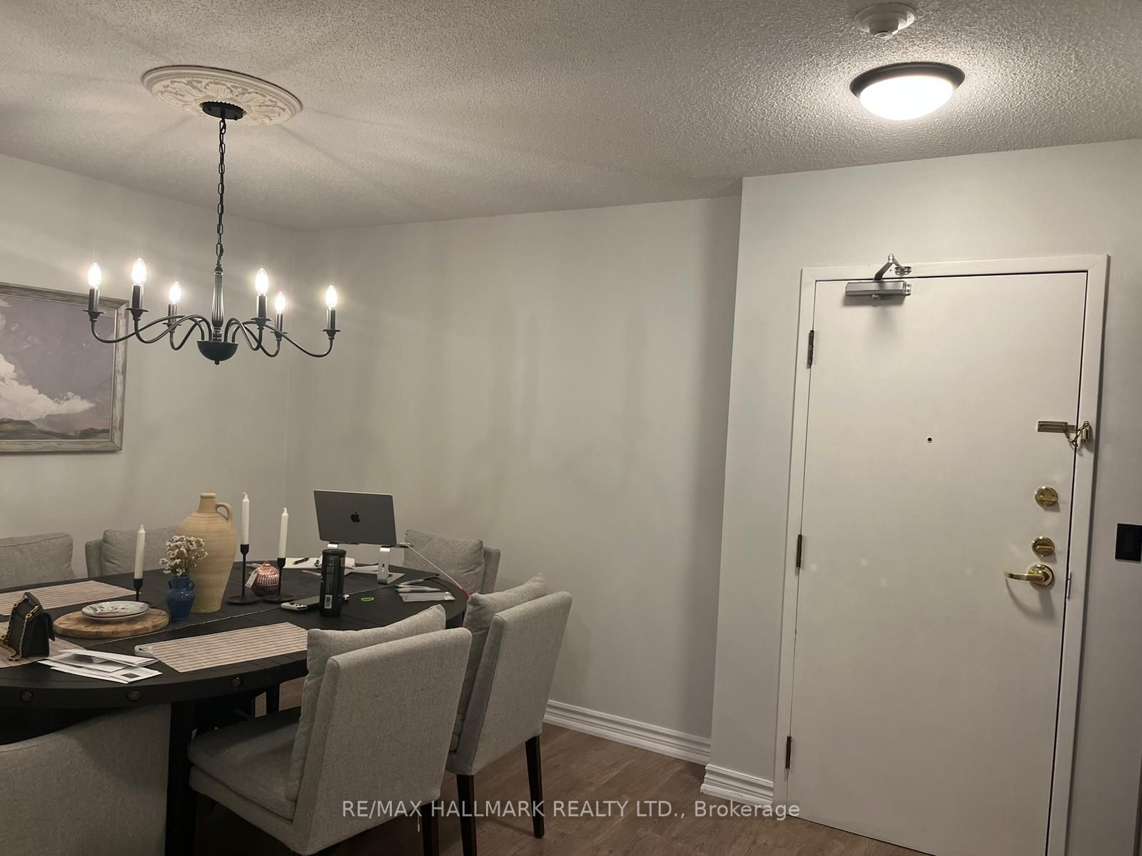 100 Observatory Lane, #1013
