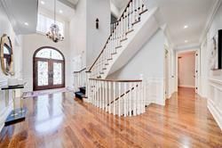35 Dunvegan Dr