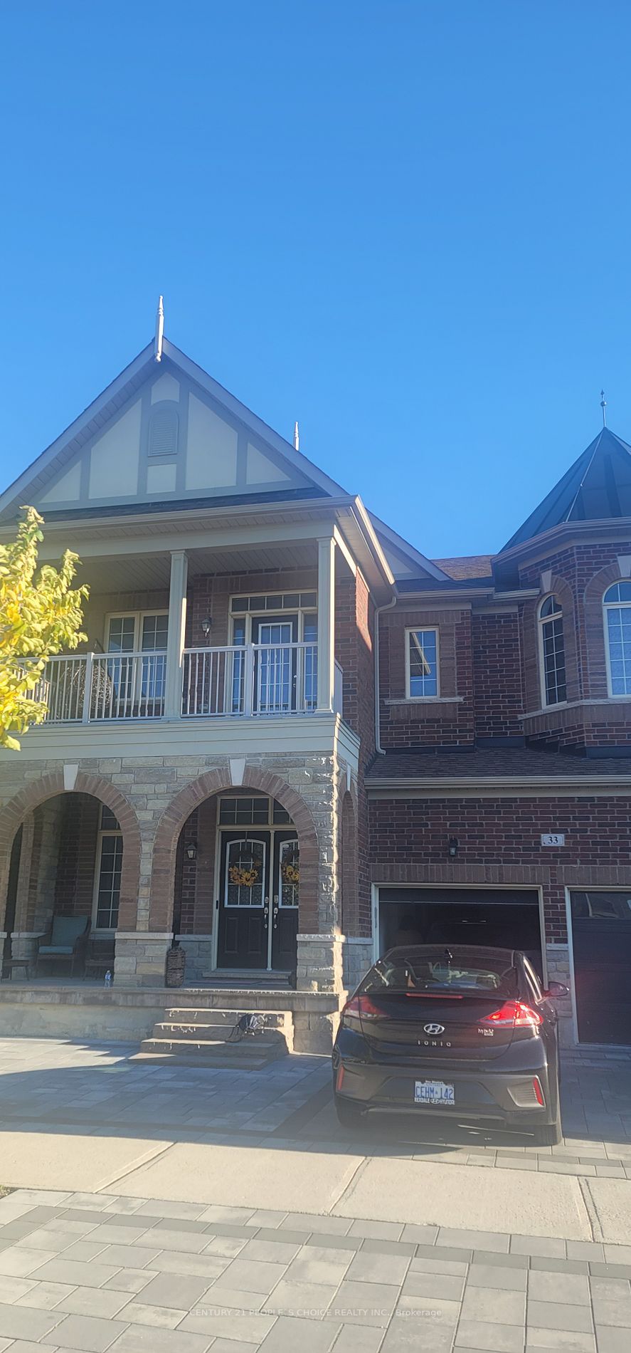 33 Elderslie Cres
