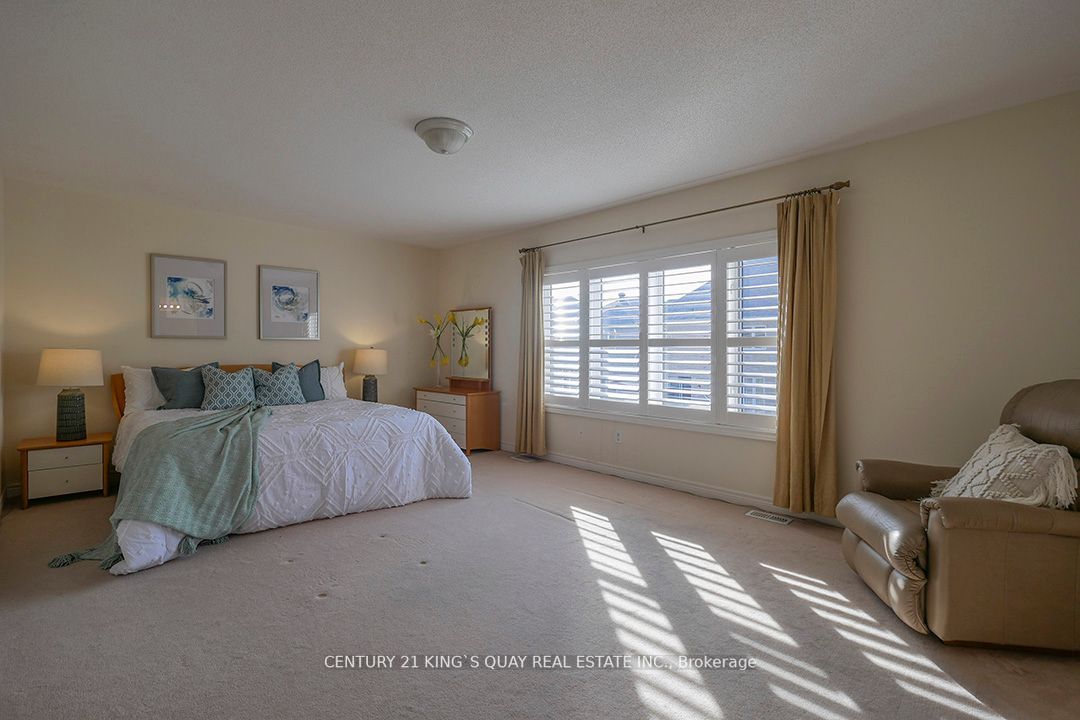 50 Castleglen Blvd