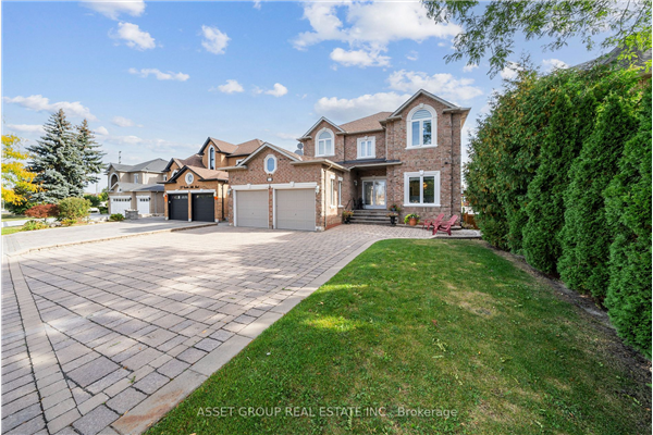 717 Vaughan Mills Rd, Vaughan