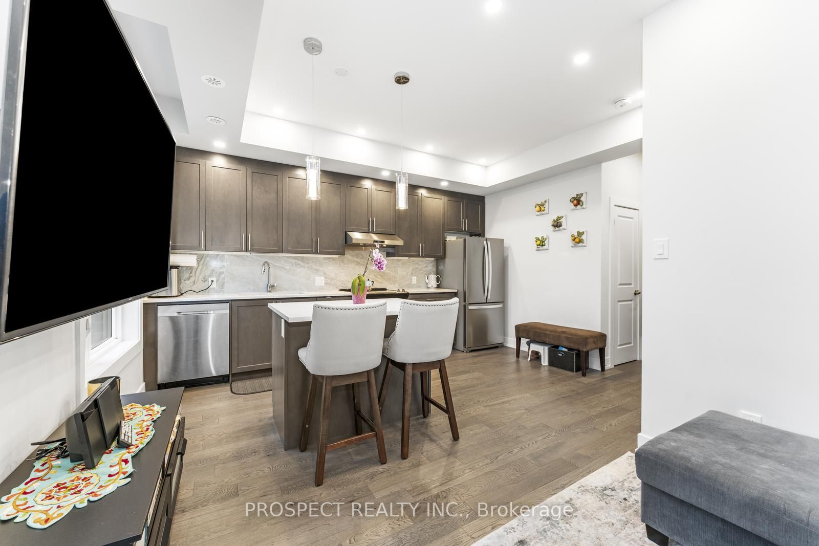 9560 Islington Ave E, #210
