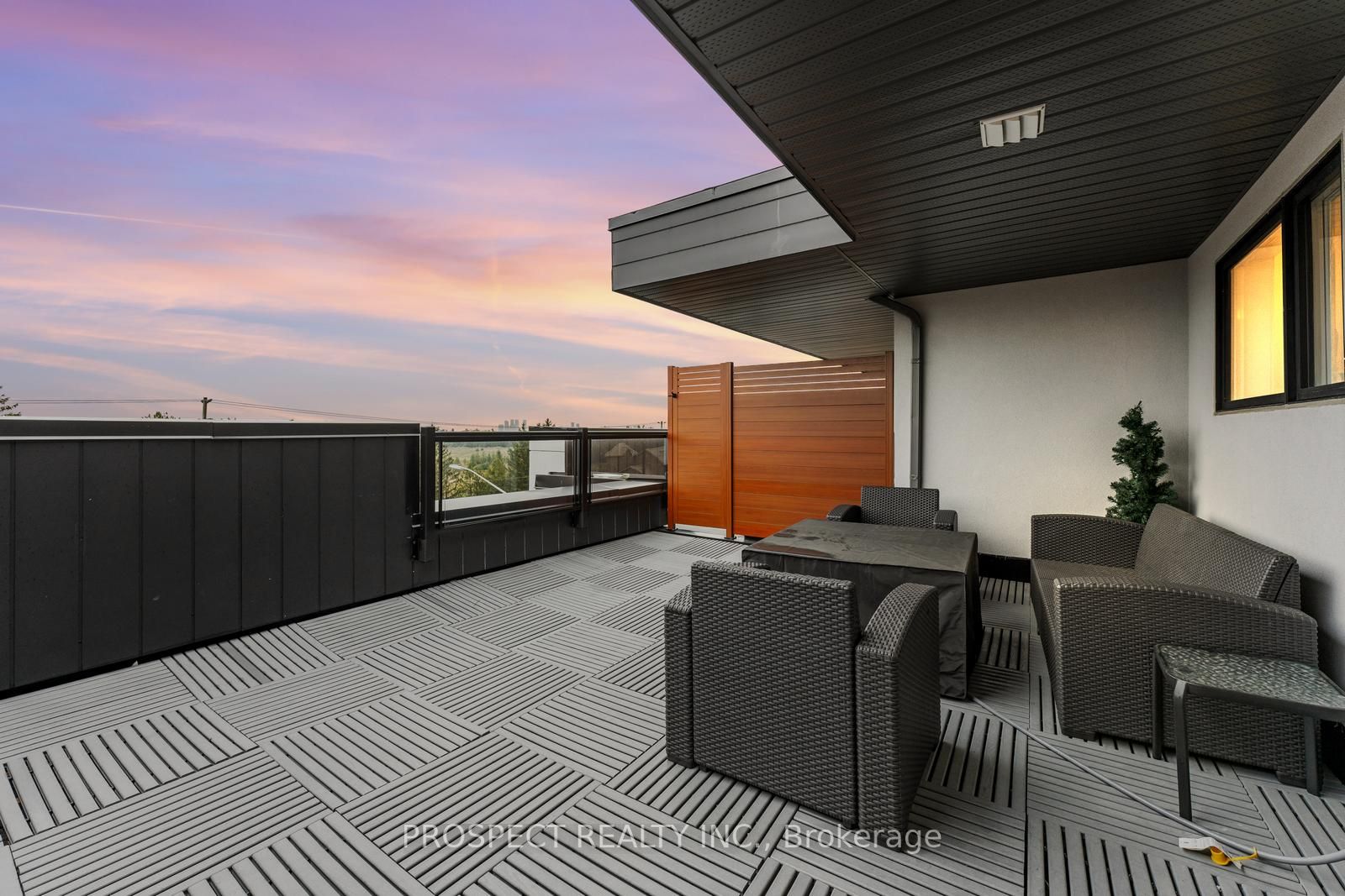 9560 Islington Ave E, #210