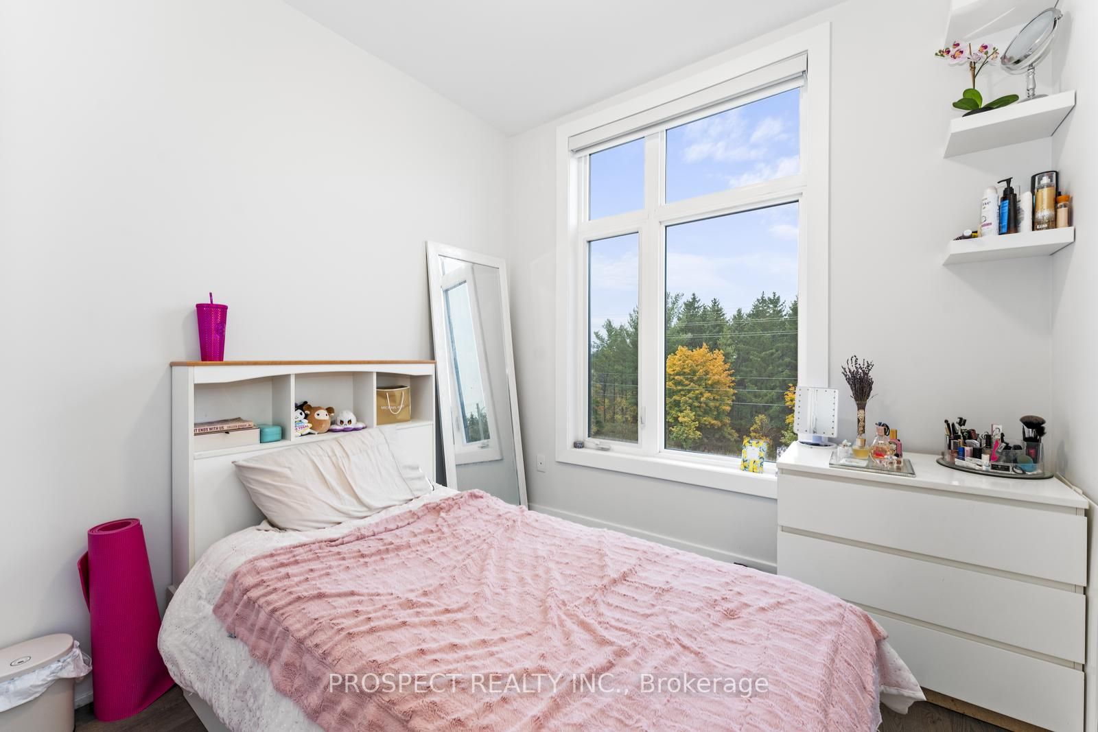 9560 Islington Ave E, #210