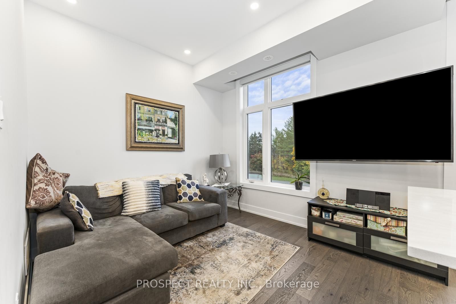 9560 Islington Ave E, #210