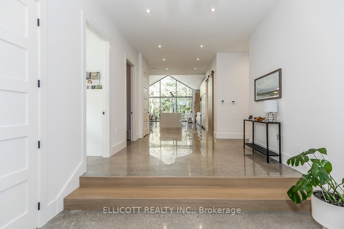 12 Morgans Rd