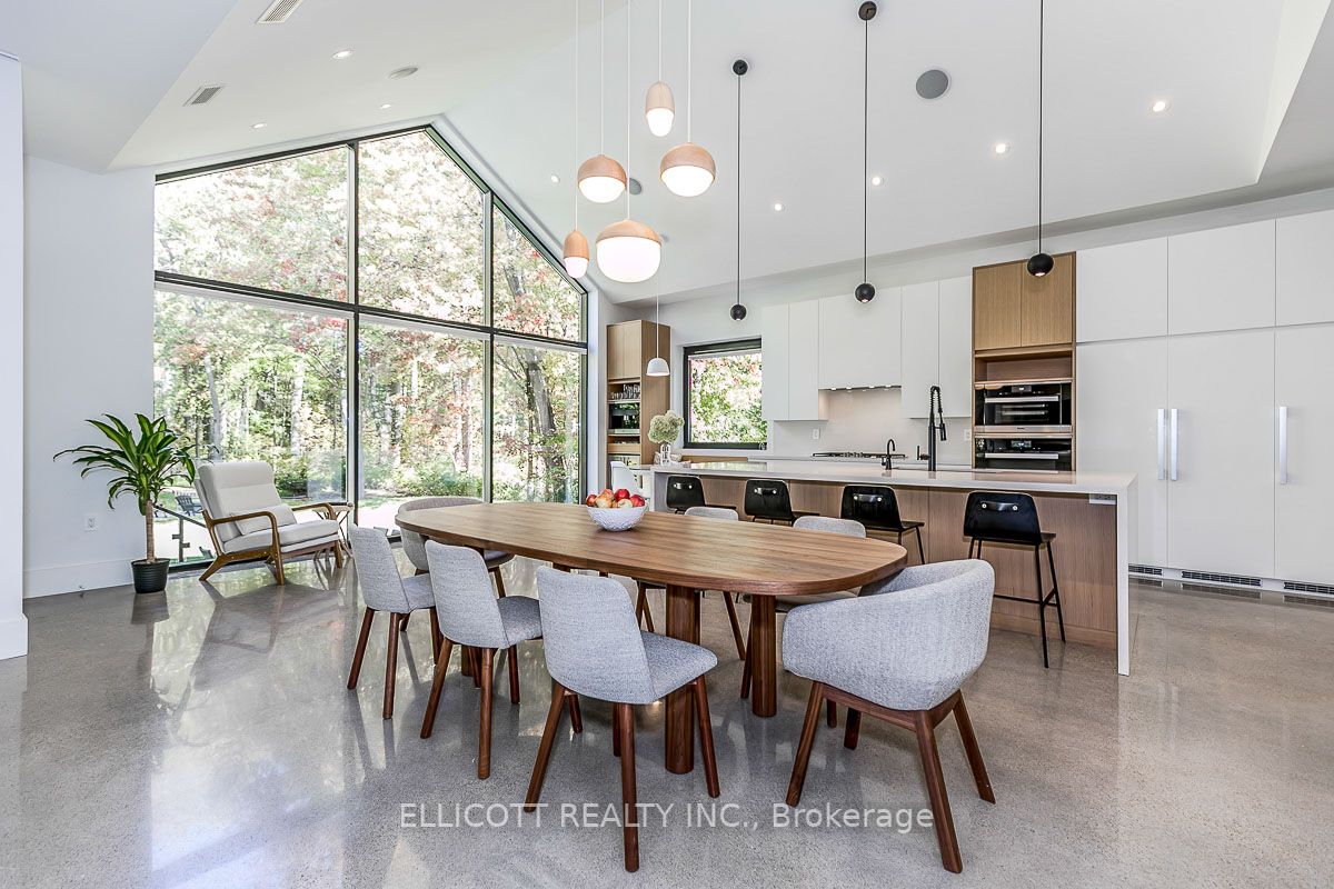 12 Morgans Rd