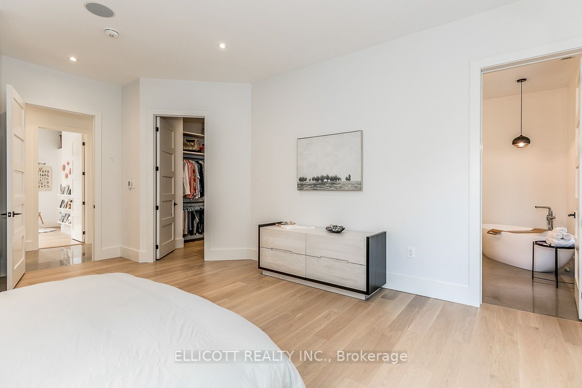 12 Morgans Rd