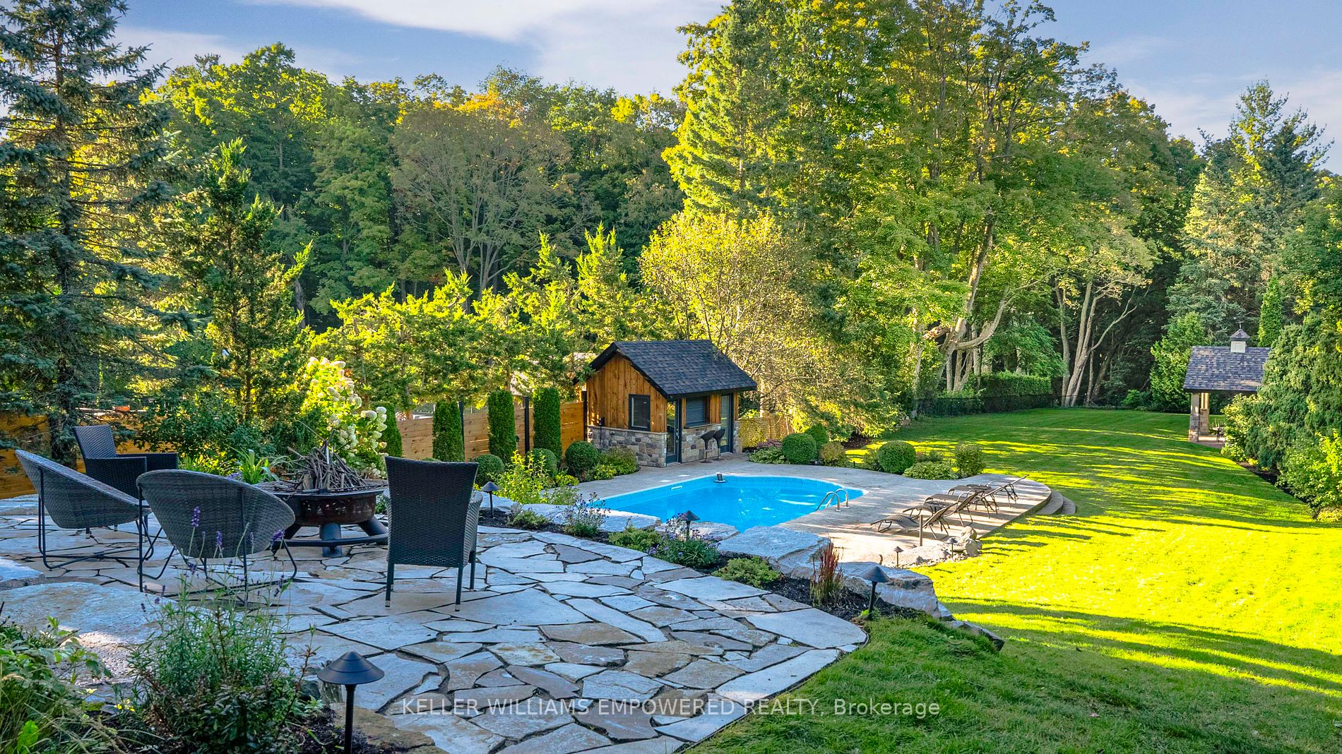 378 Old Bloomington Rd