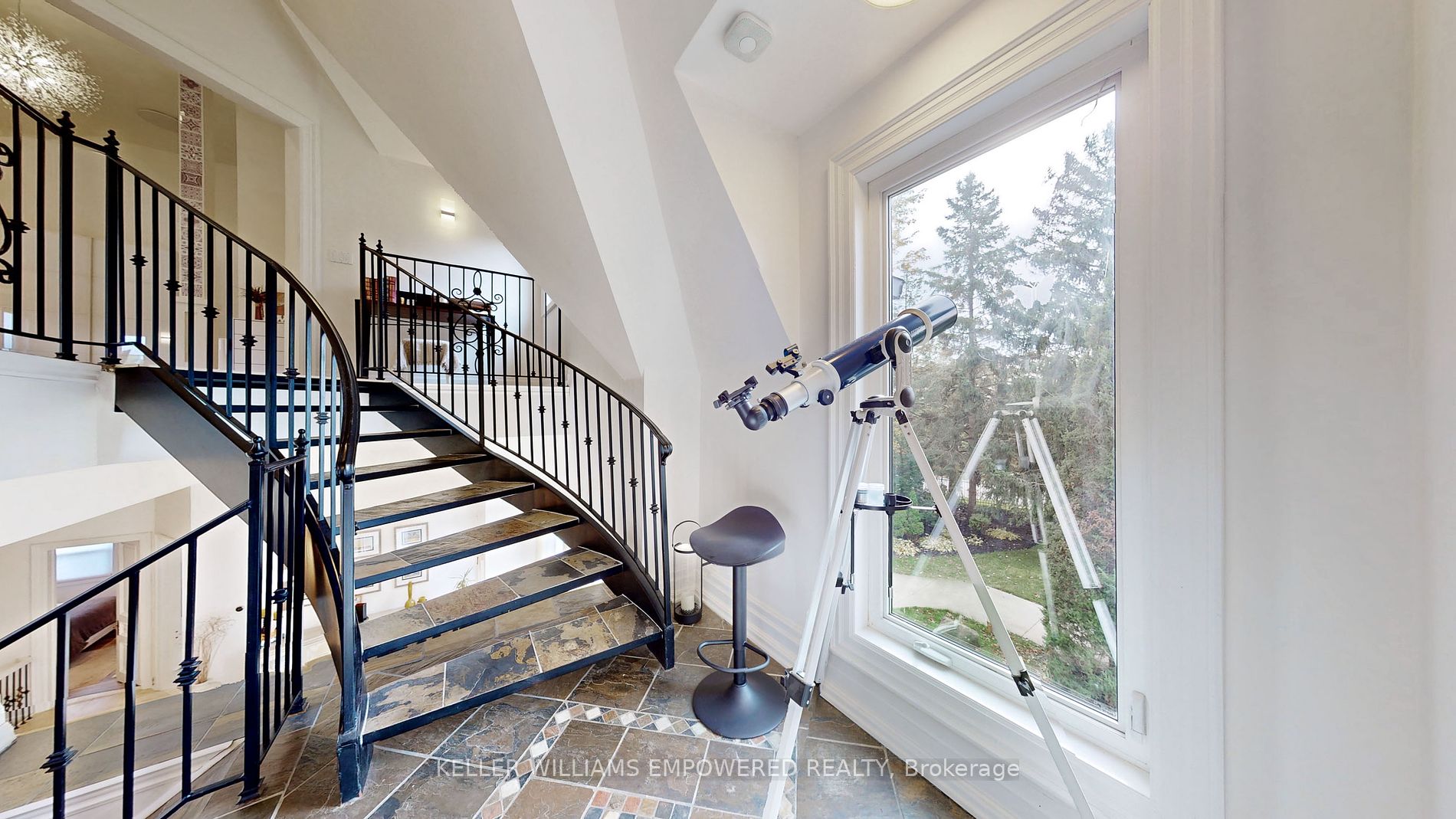 378 Old Bloomington Rd