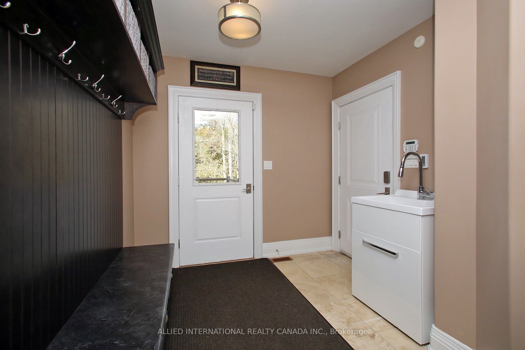 83 Cedar Ridge Rd