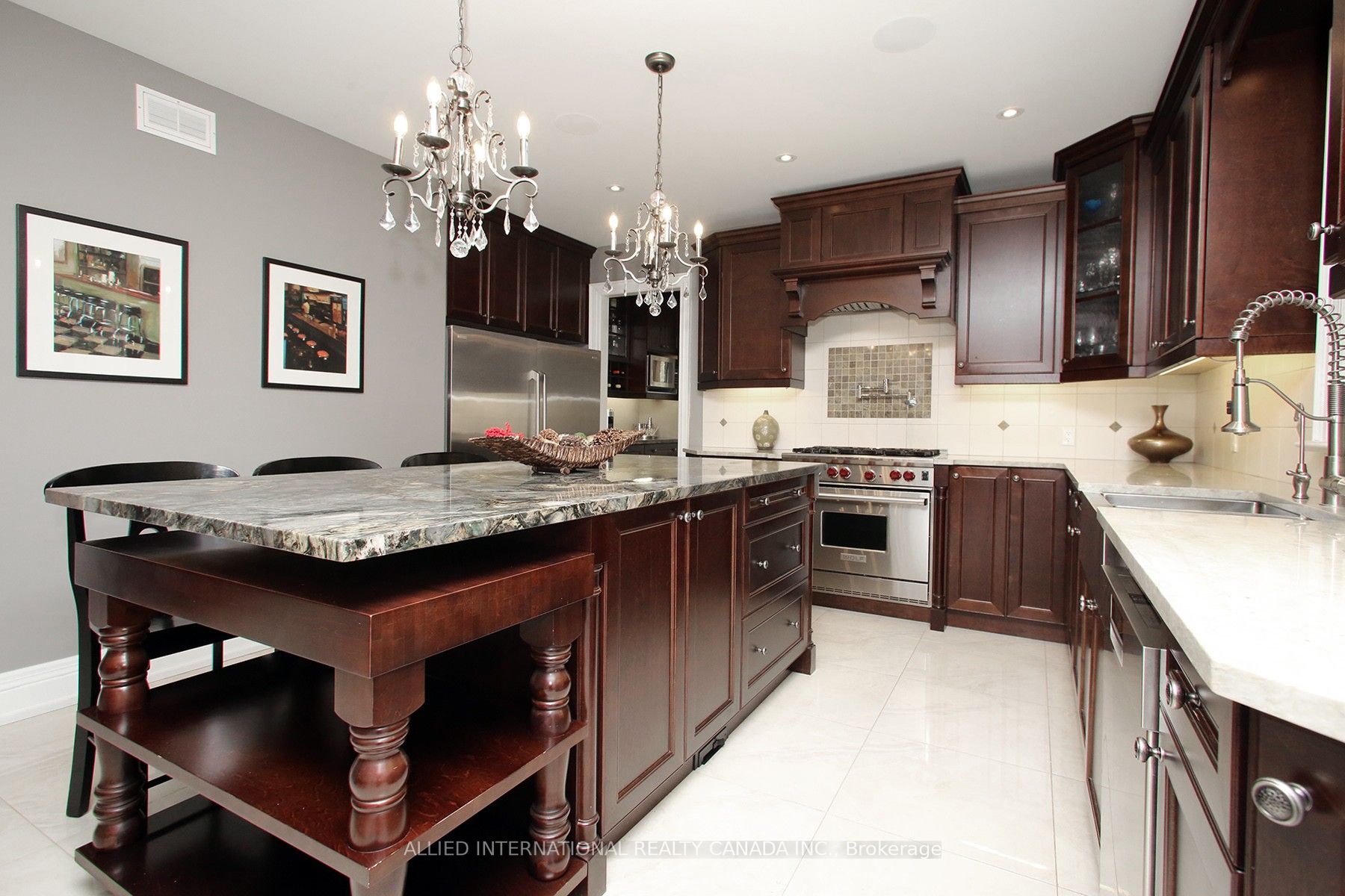 83 Cedar Ridge Rd