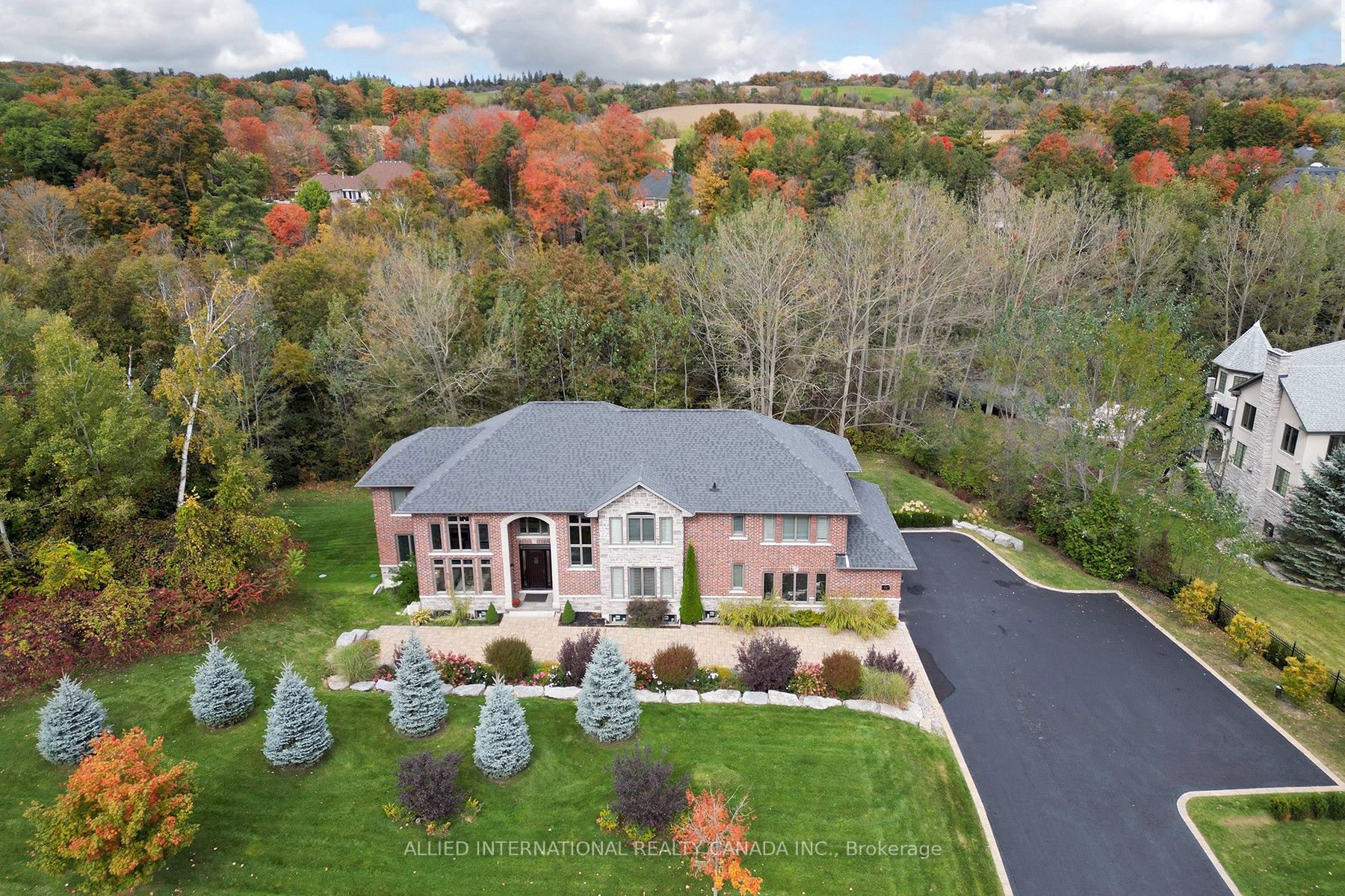 83 Cedar Ridge Rd