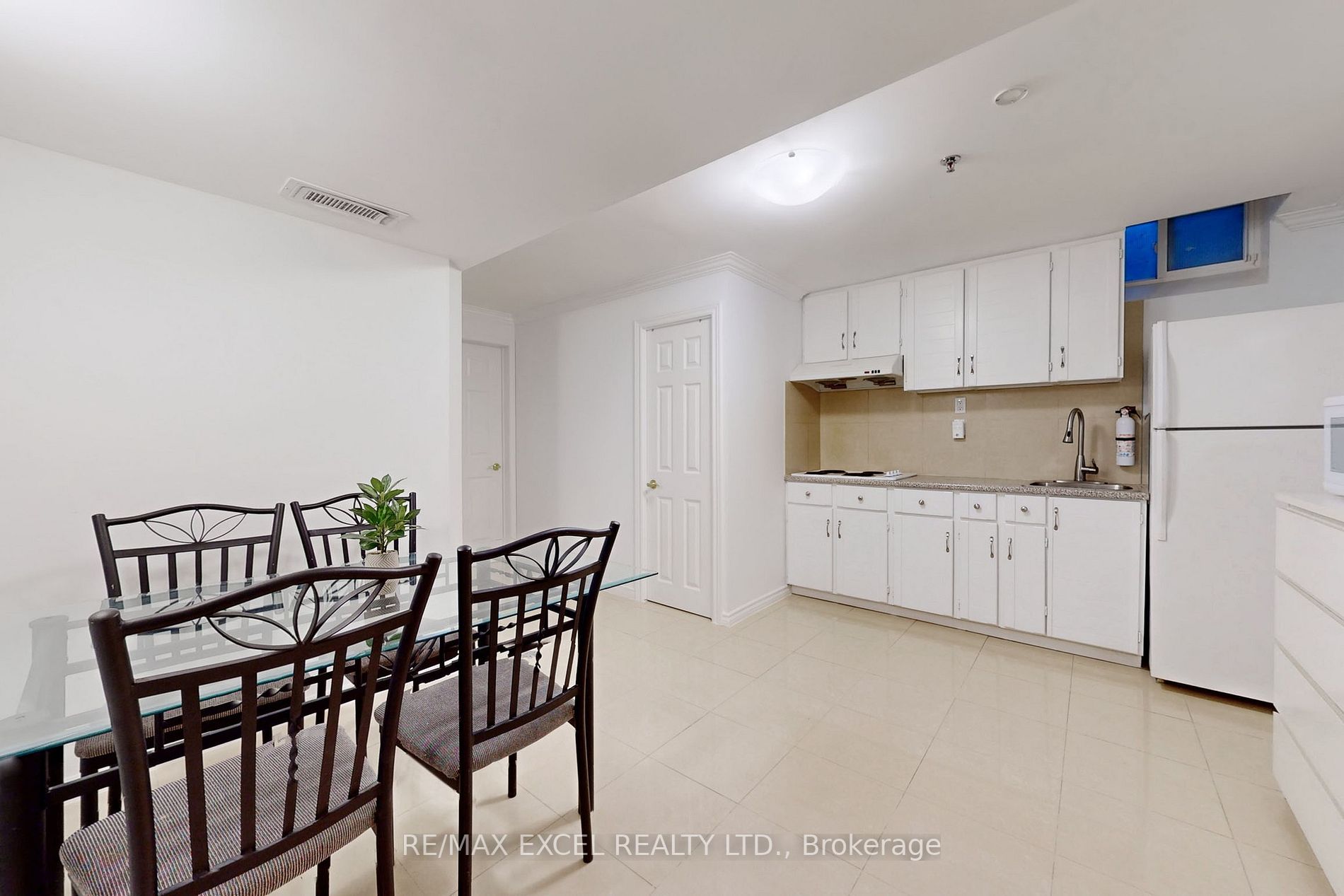 53 Chalmers Rd