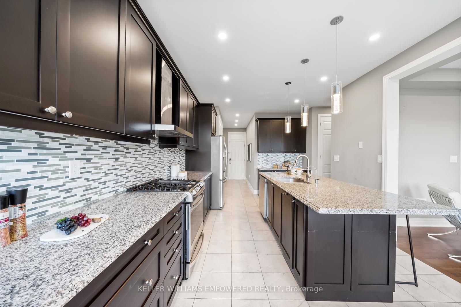 206 Baber Crescent