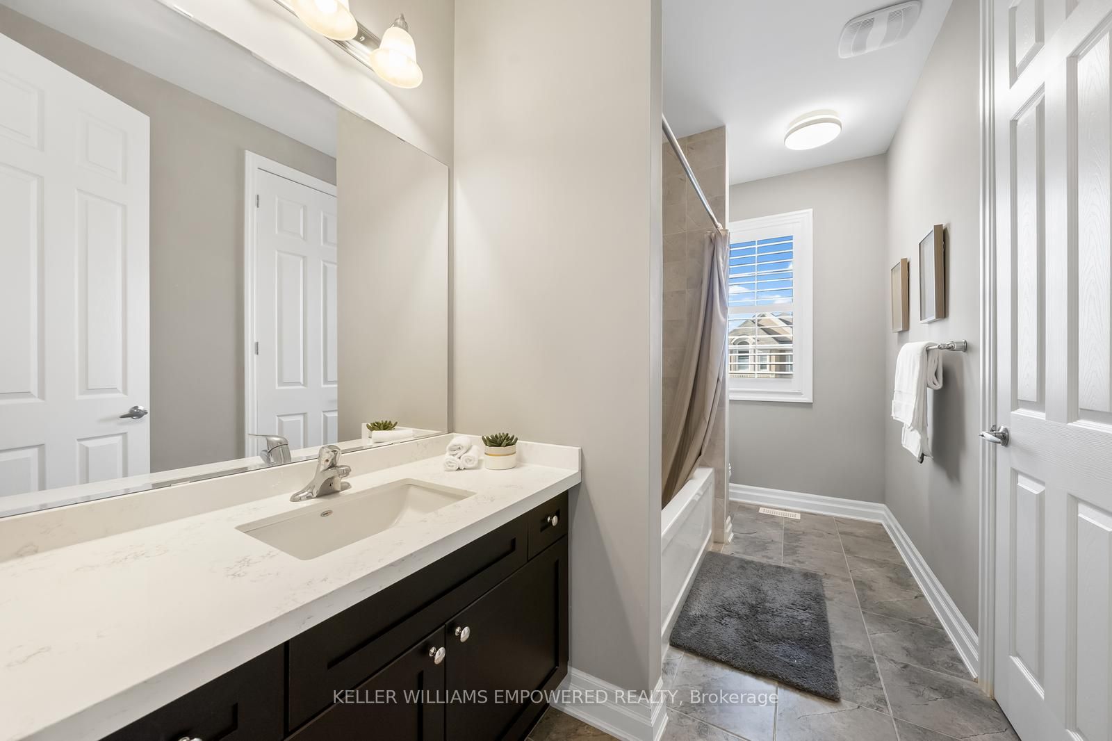 206 Baber Crescent