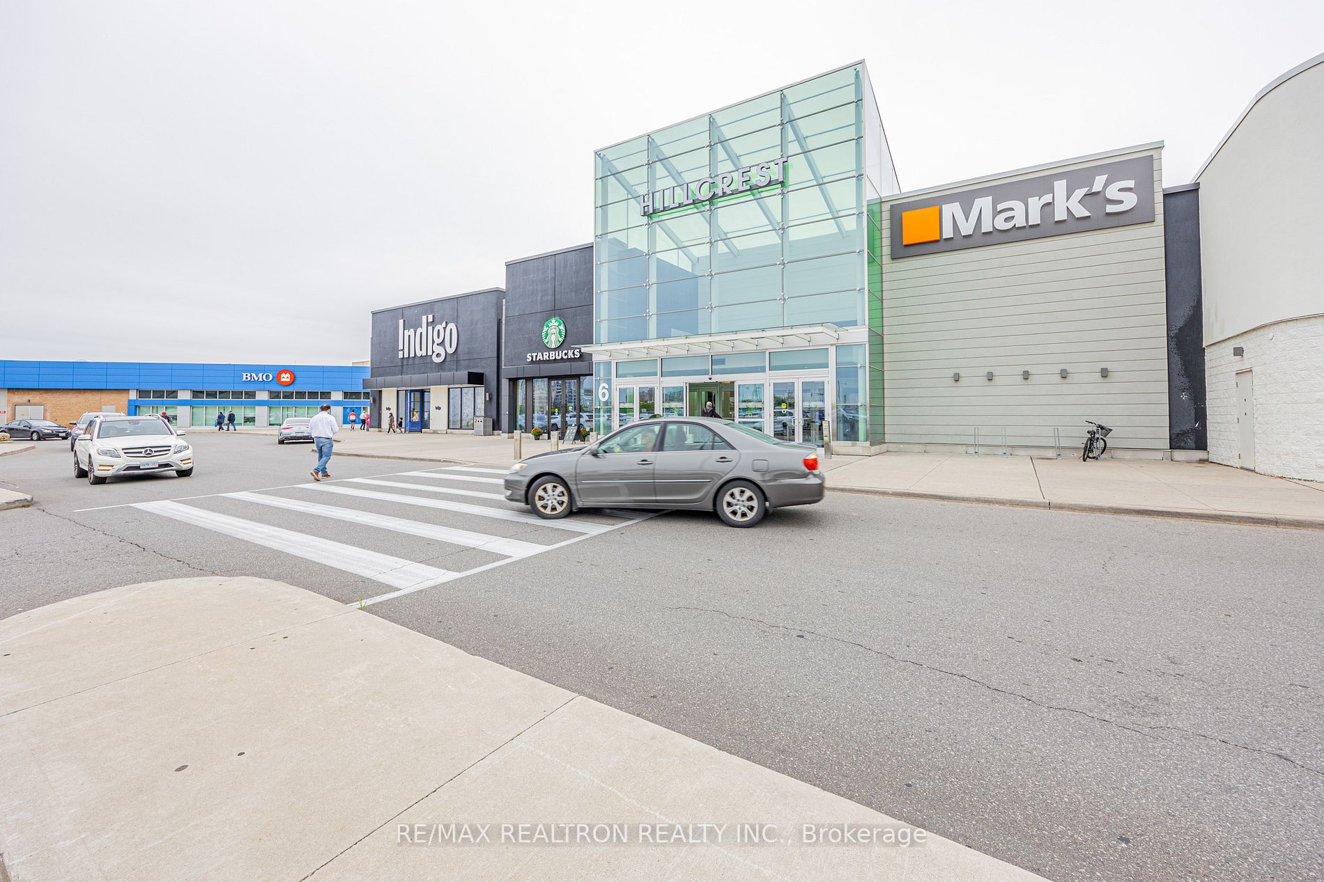 9205 Yonge St, #1702
