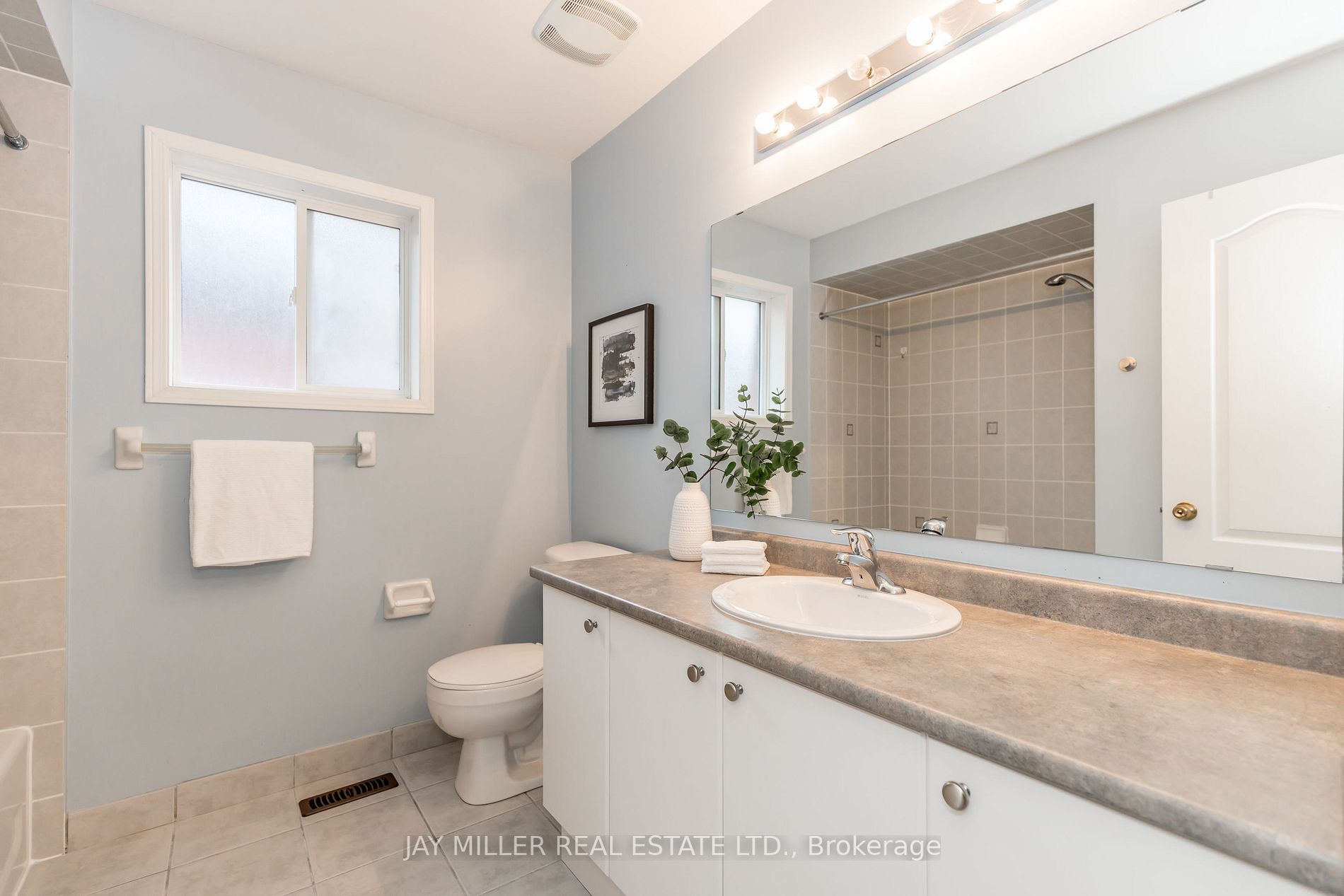 143 Gail Parks Crescent