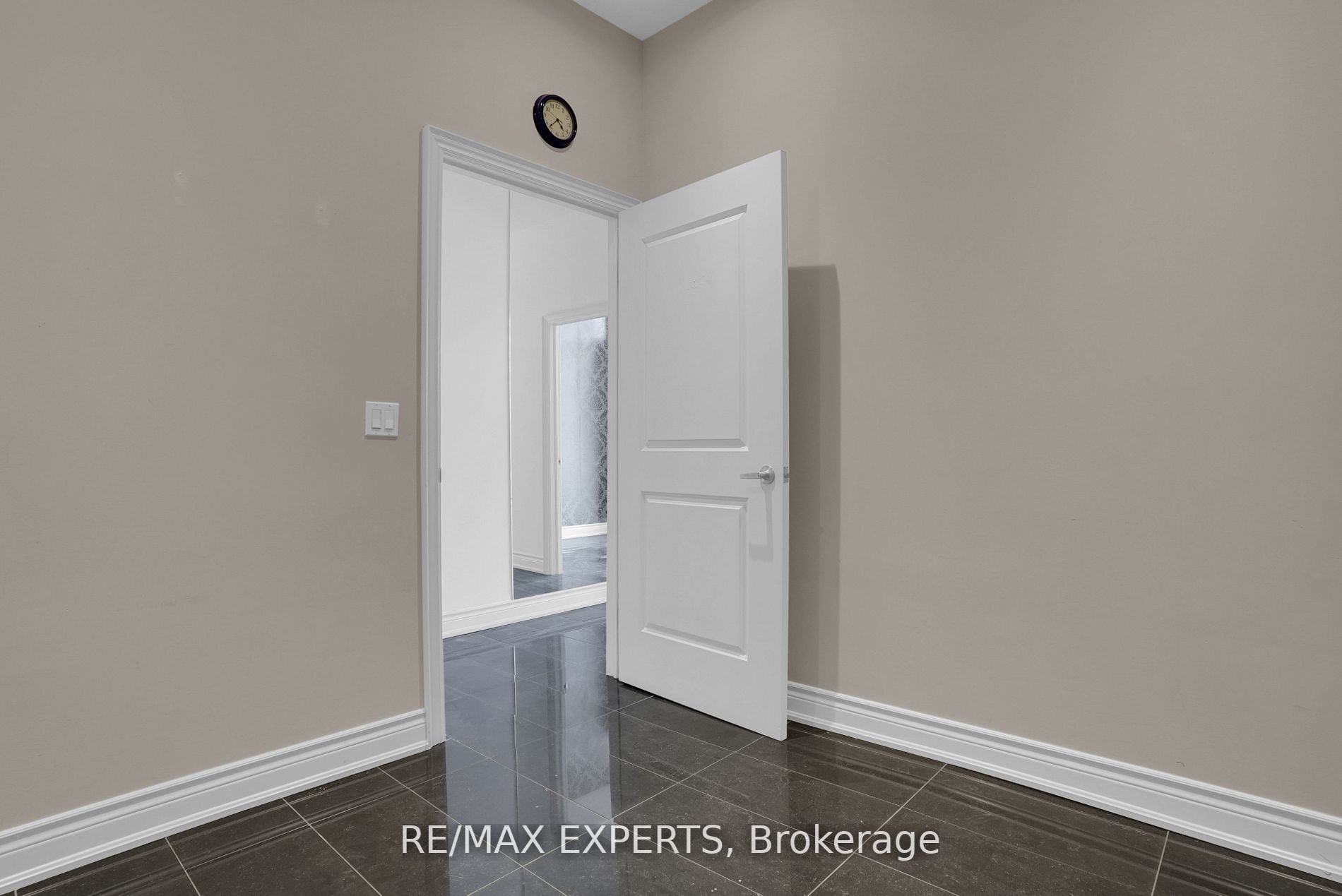 10211 Keele St, #18