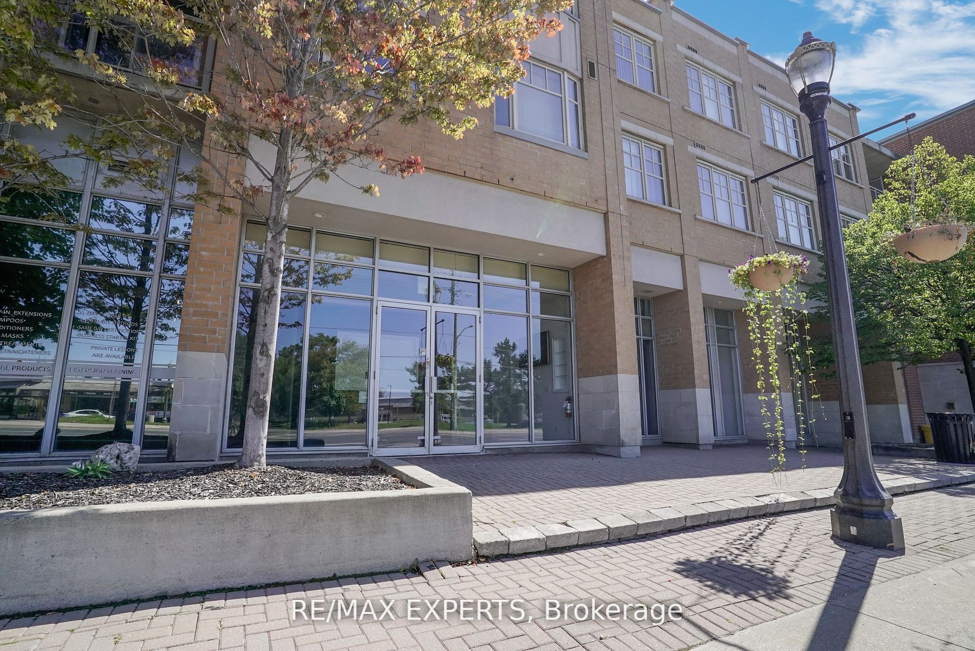 10211 Keele St, #18