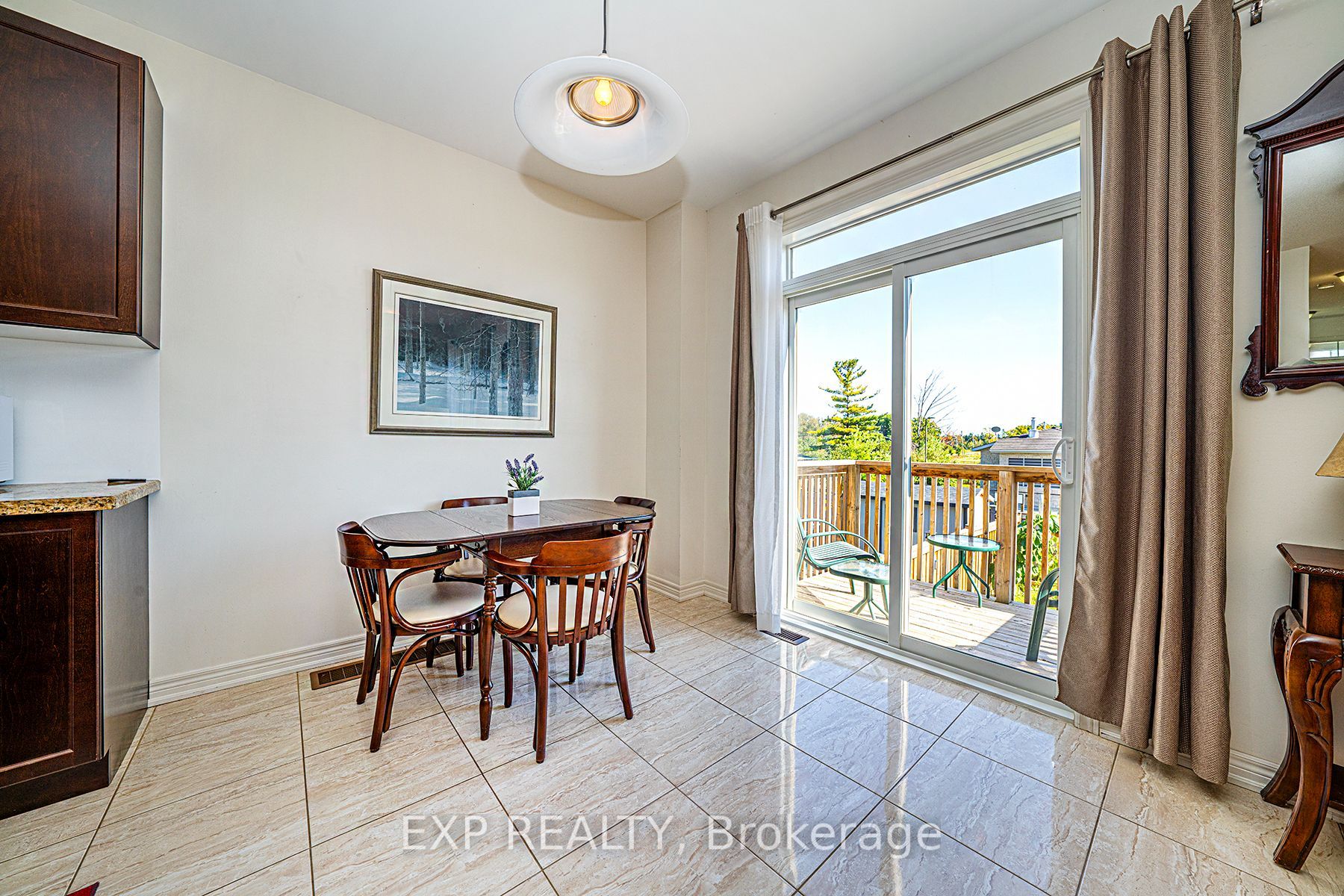11 Turner Dr