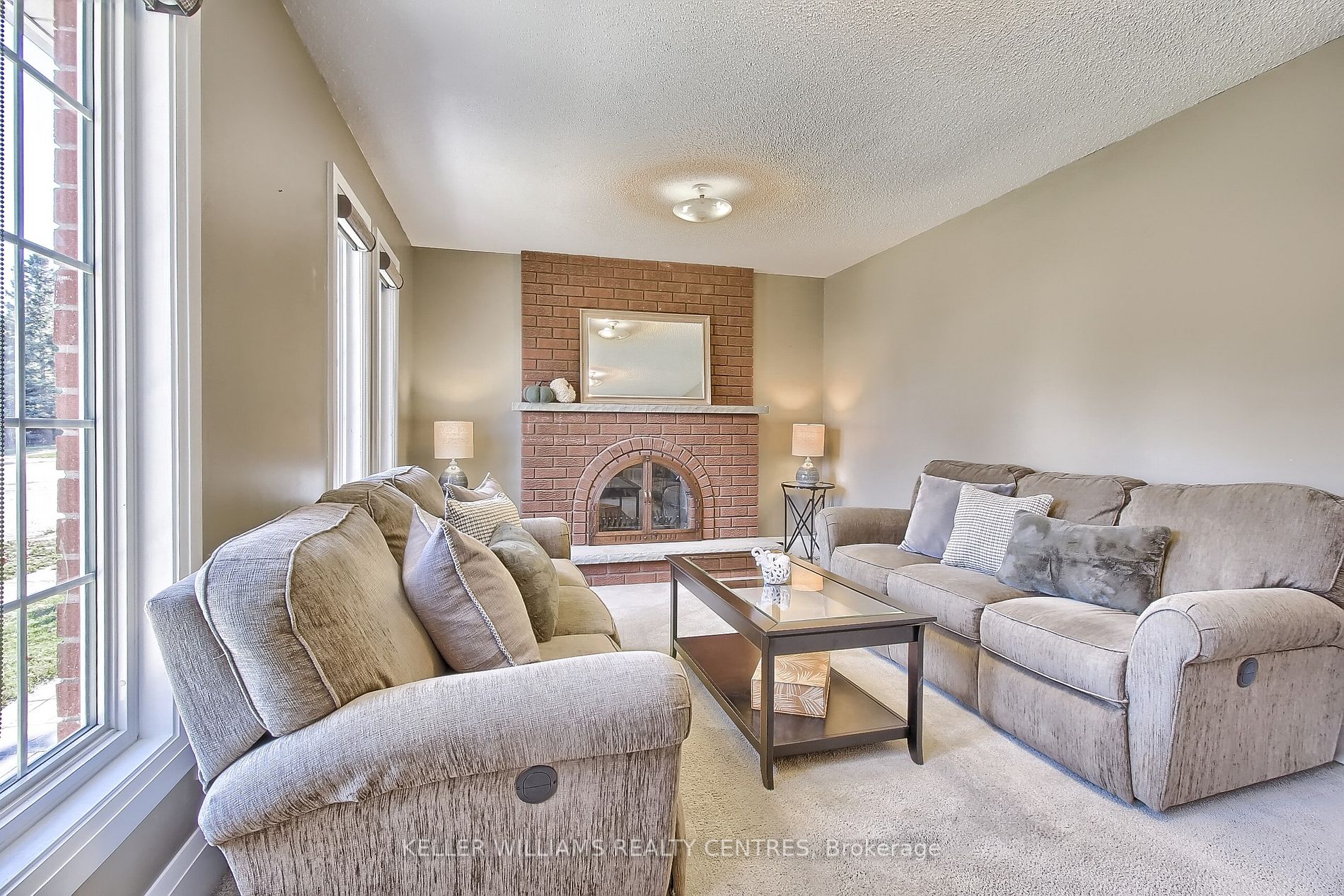 151 Kensit Ave