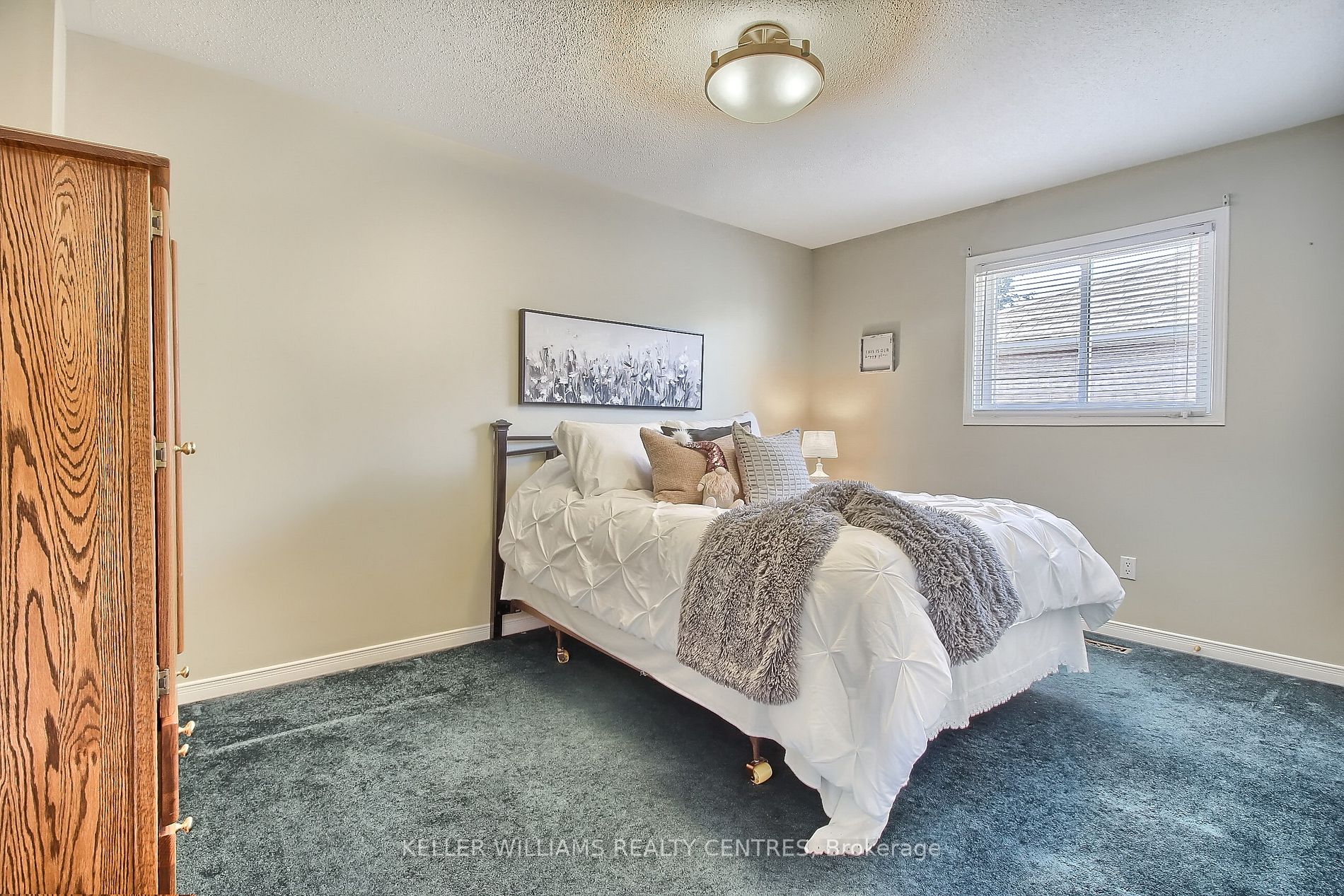 151 Kensit Ave