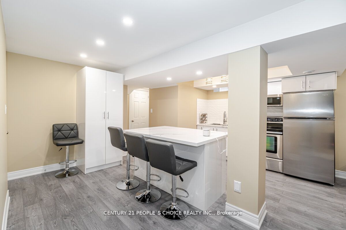 167 Chayna Cres