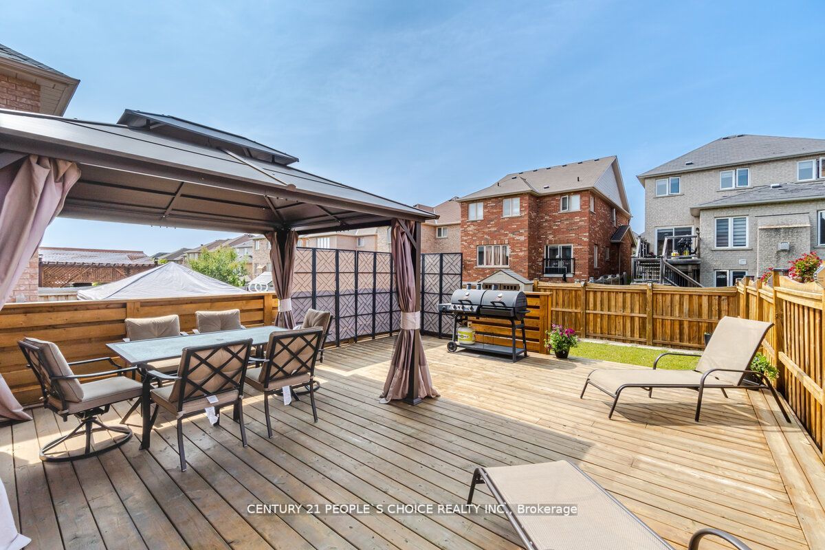 167 Chayna Cres