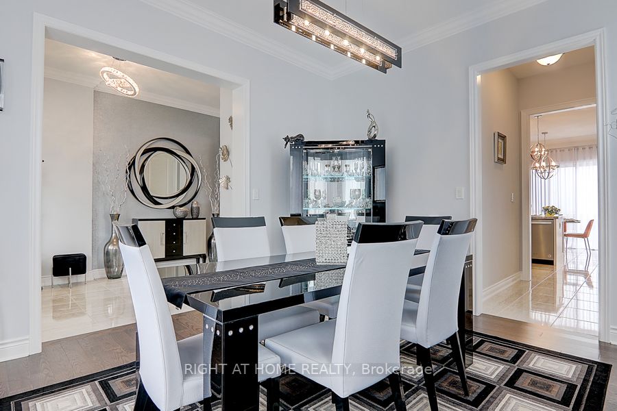 6 Ken Sinclair Cres