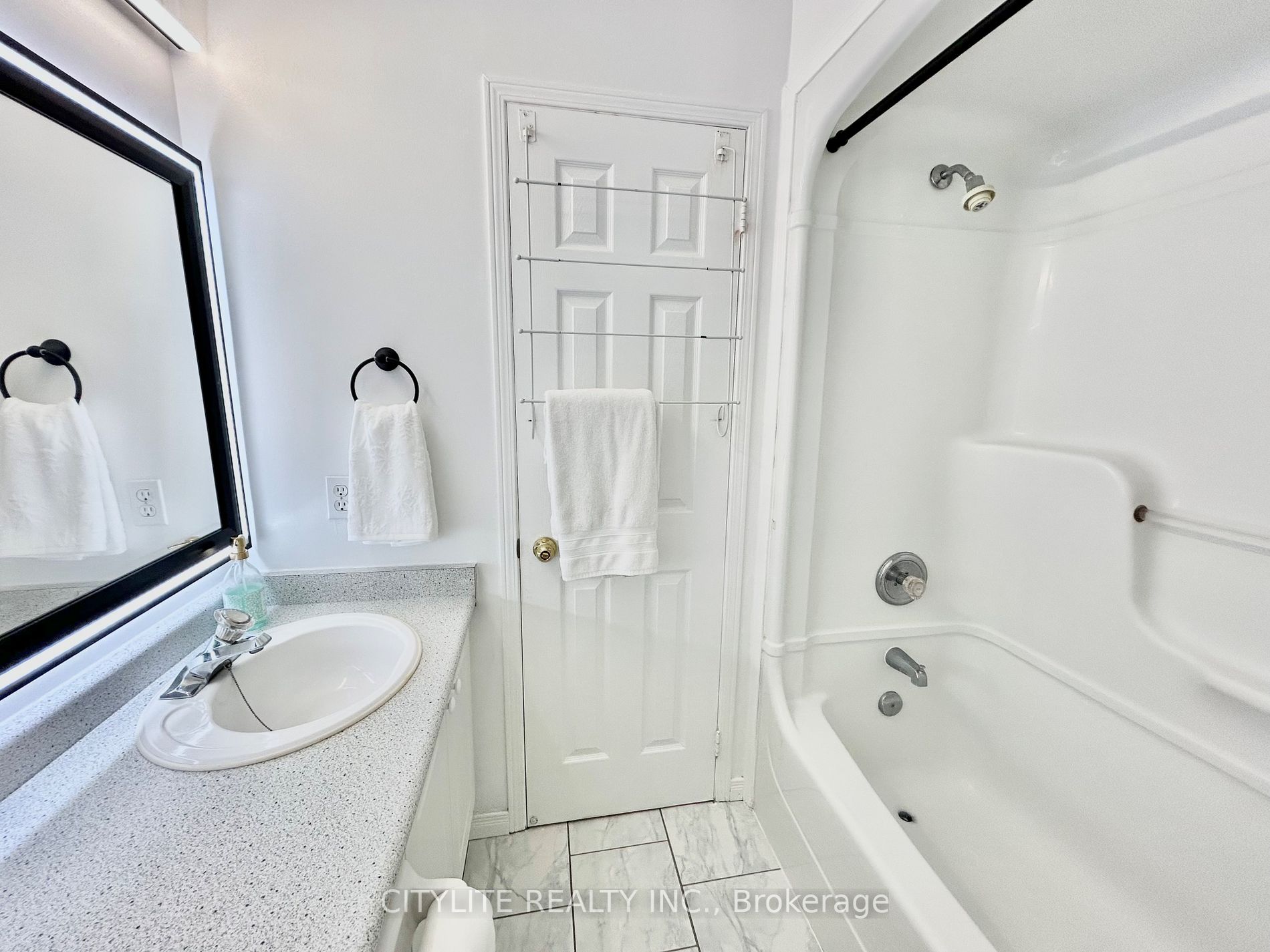 61 Mills Crt