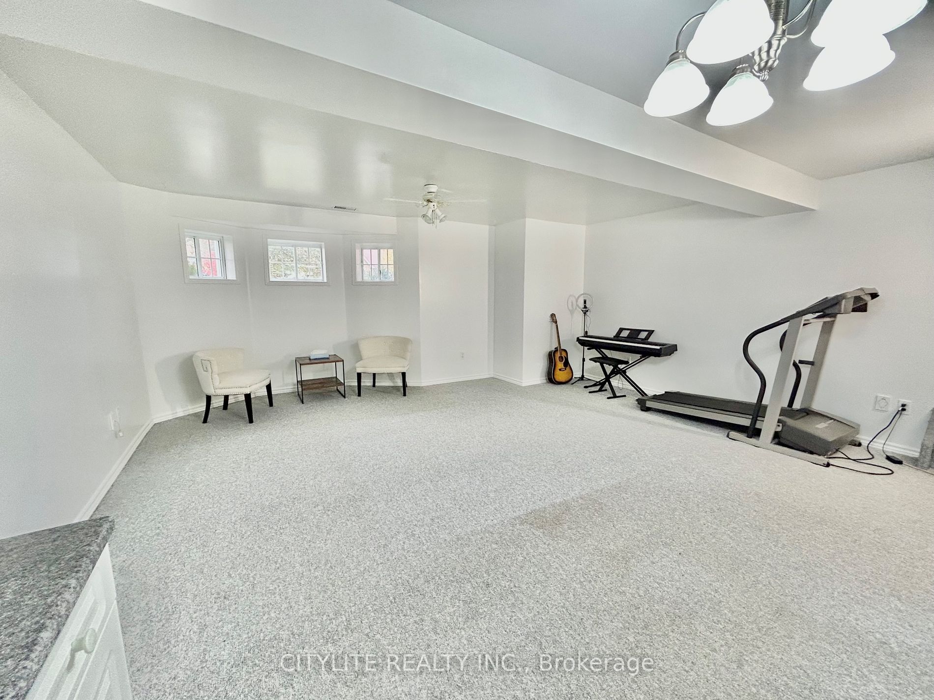 61 Mills Crt