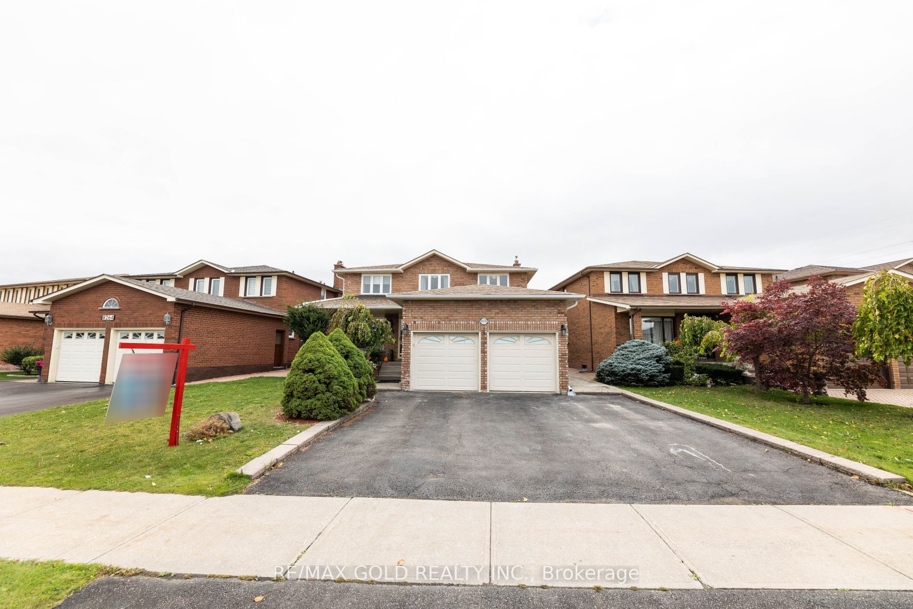 8270 Martin Grove Rd